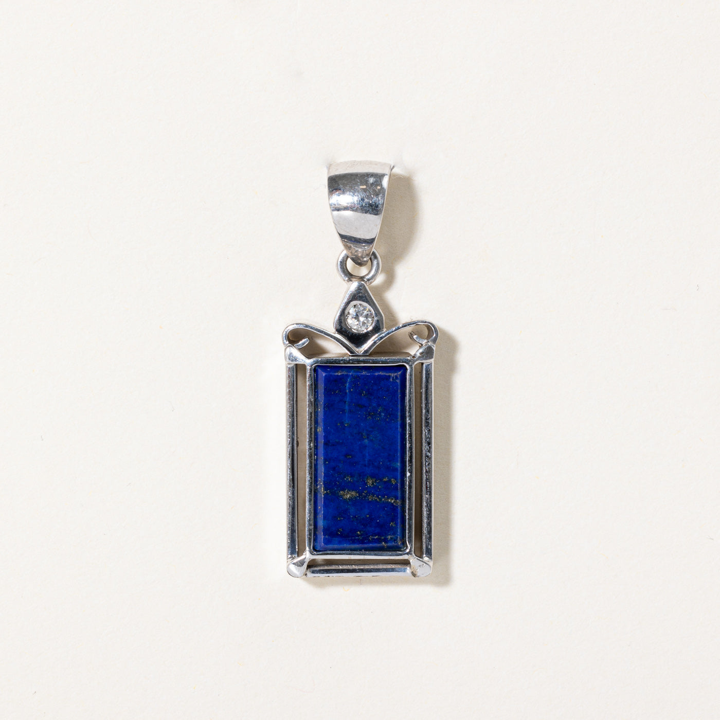 Lapis Lazuli & Diamond Pendant | 8.00ct, 0.05ct |