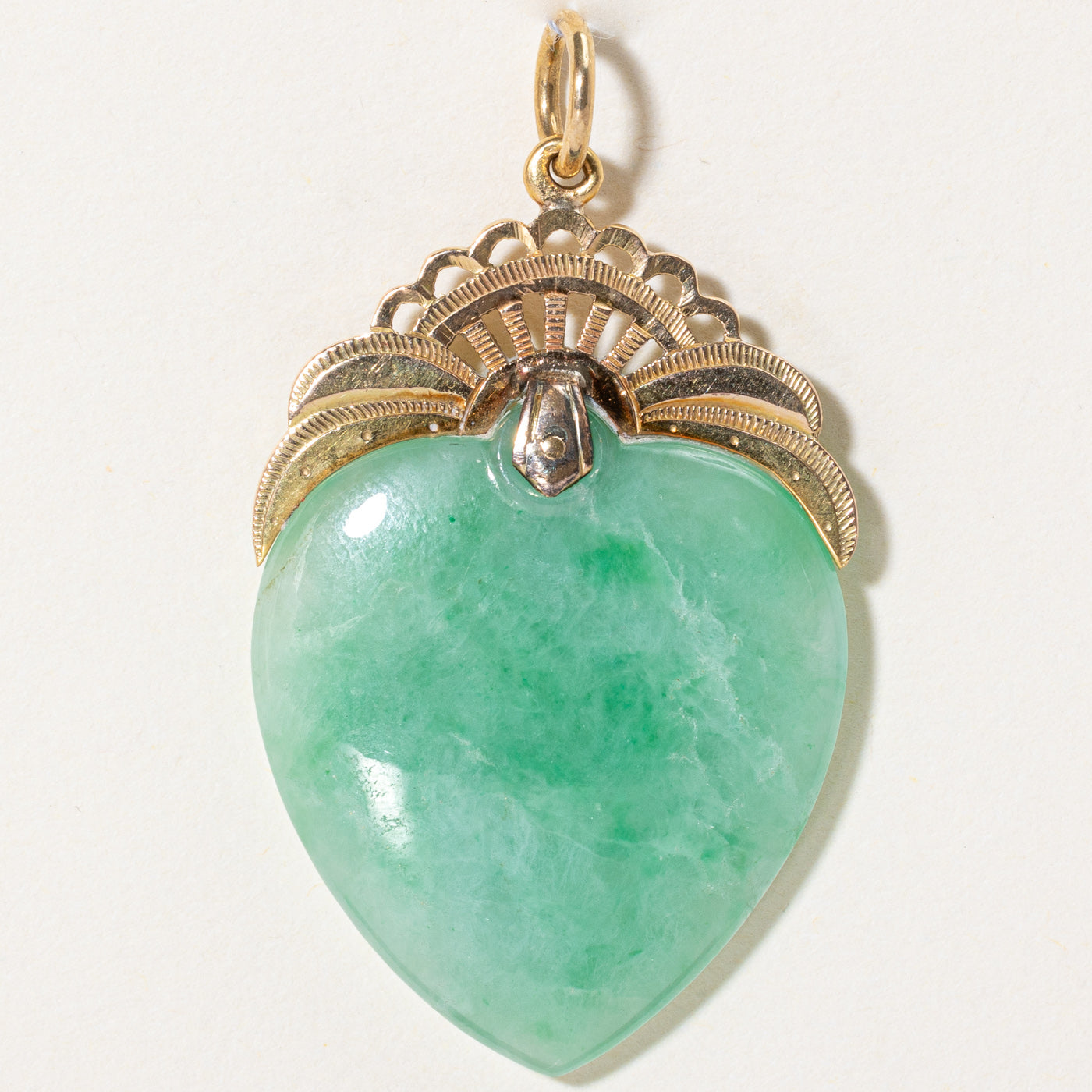 Jadeite Heart Pendant | 30.00ct |