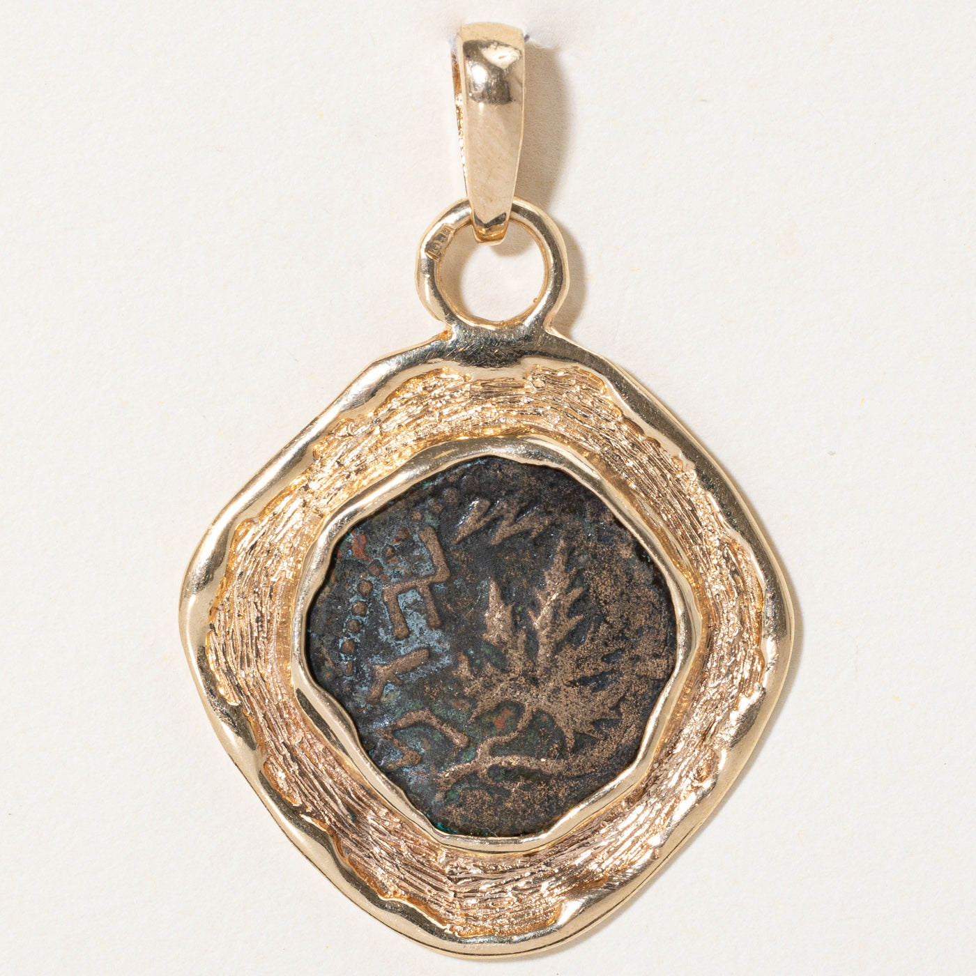 14k Yellow Gold Coin Medallion