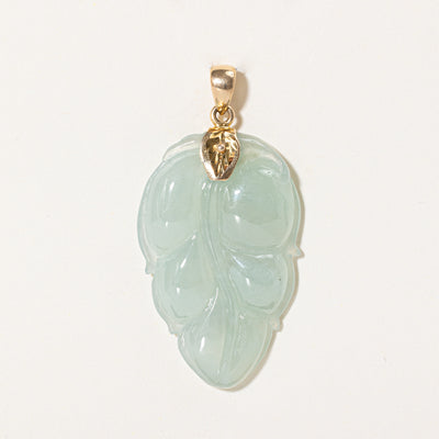 Carved Jadeite Pendant | 35.00ct |