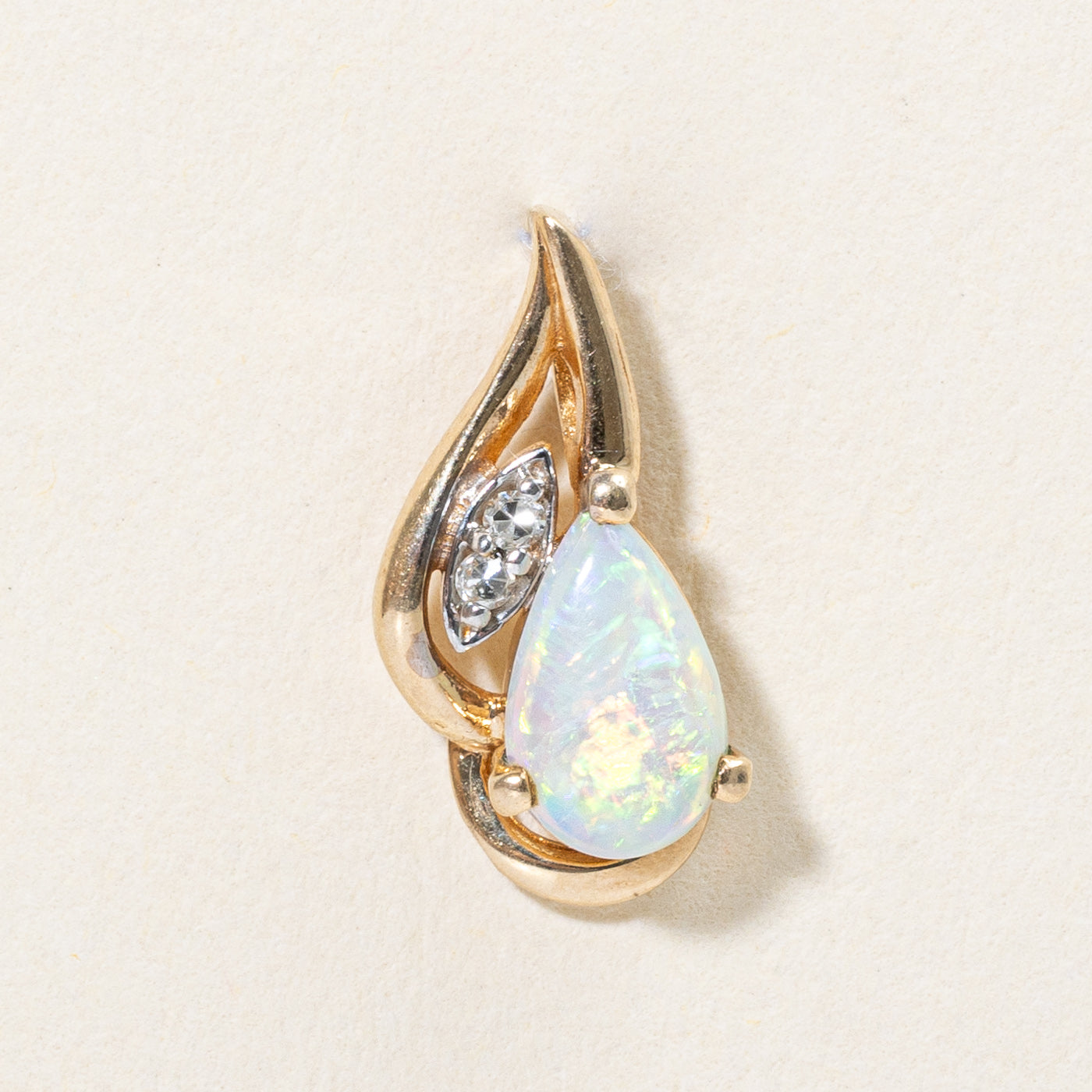 Opal & Diamond Pendant | 0.65ct, 0.02ctw |