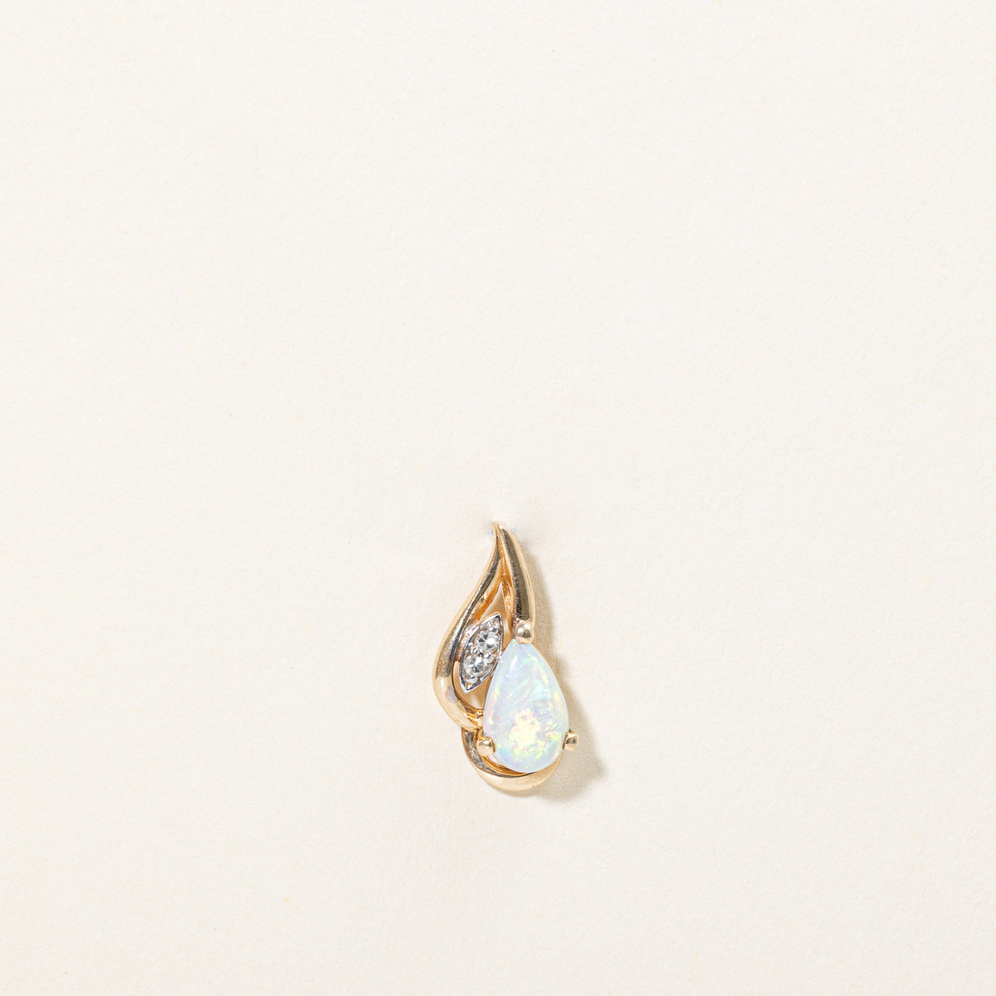 Opal & Diamond Pendant | 0.65ct, 0.02ctw |