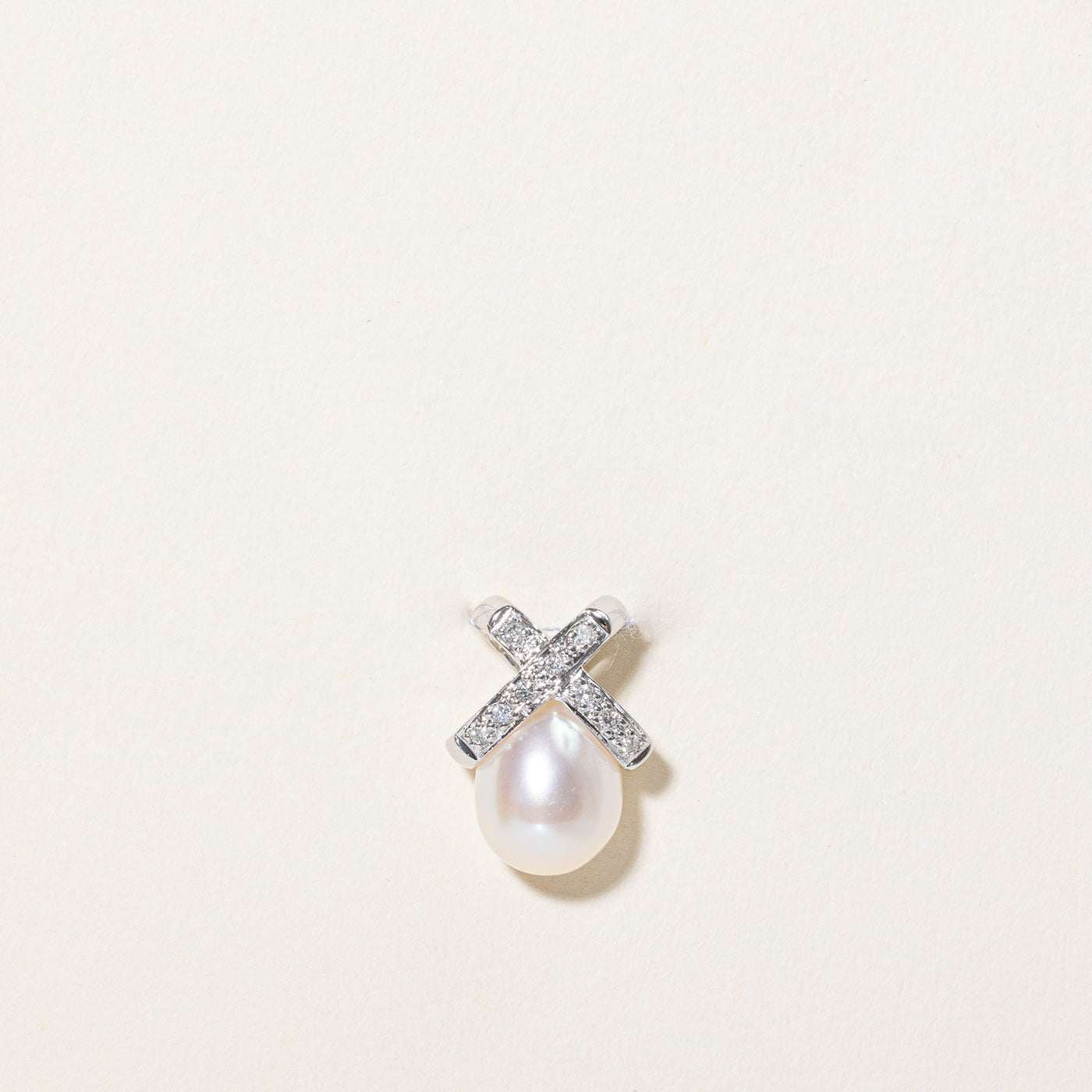 Pearl & Diamond Pendant | 0.05ctw |