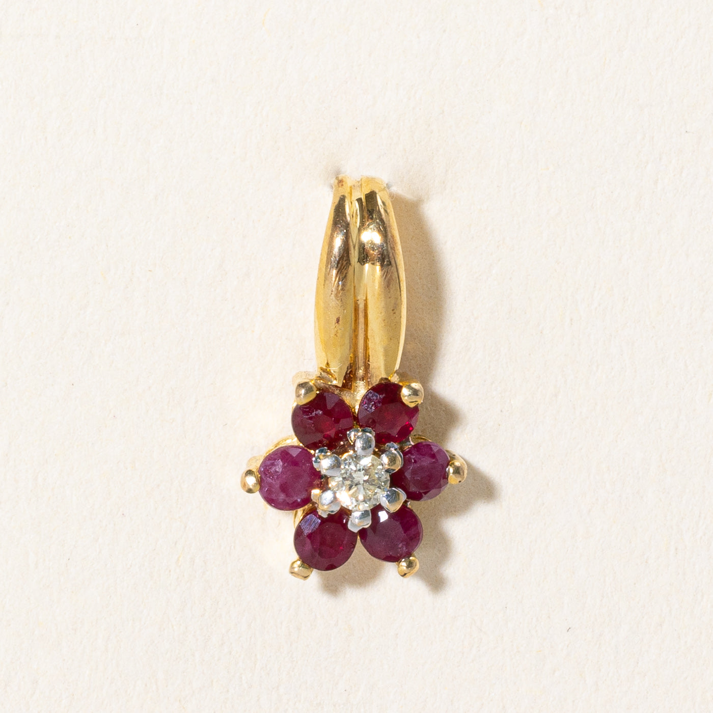 Ruby & Diamond Pendant | 0.34ctw, 0.04ct |