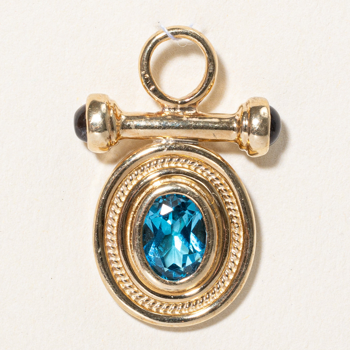 Pendentif en topaze bleue et iolite | 1,15 ct, 0,34 ct au total | 