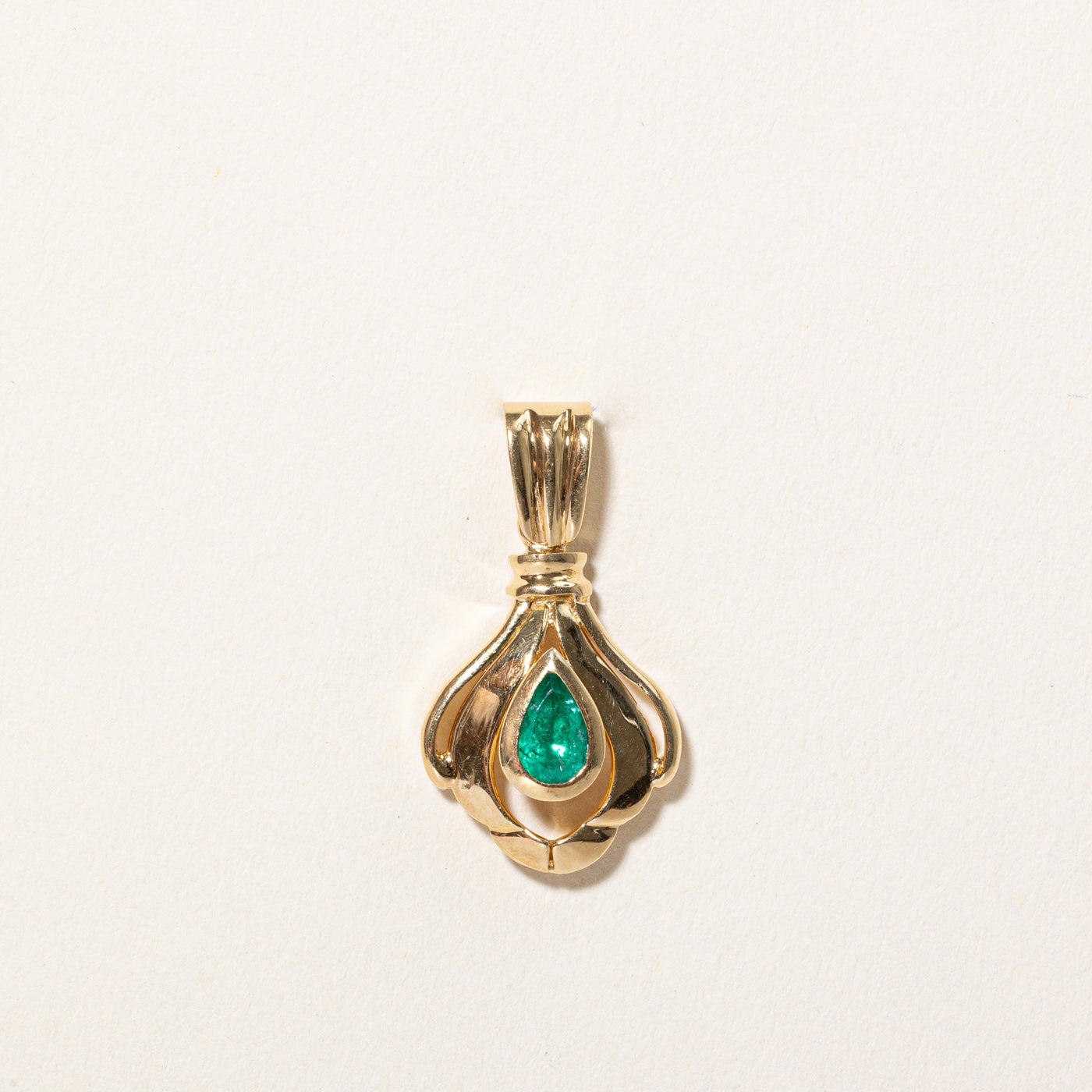 Emerald Pendant | 0.40ct |
