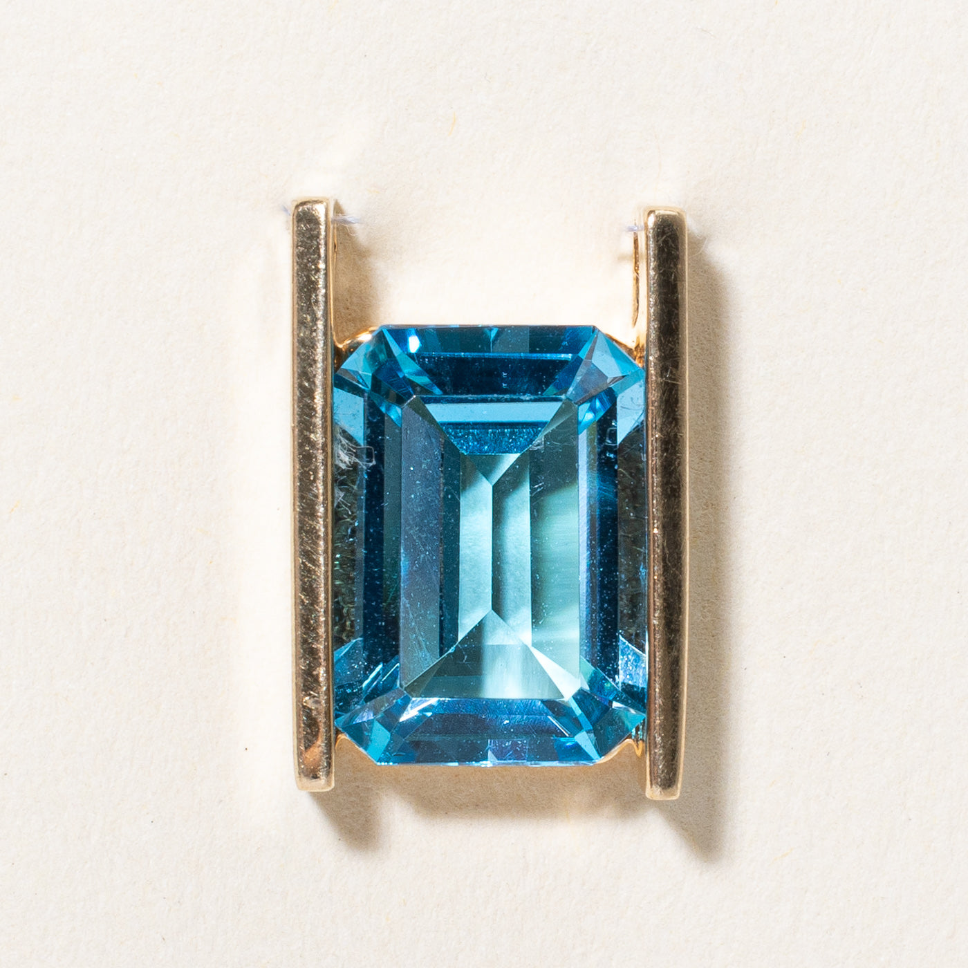 Blue Topaz Pendant | 7.95ct |