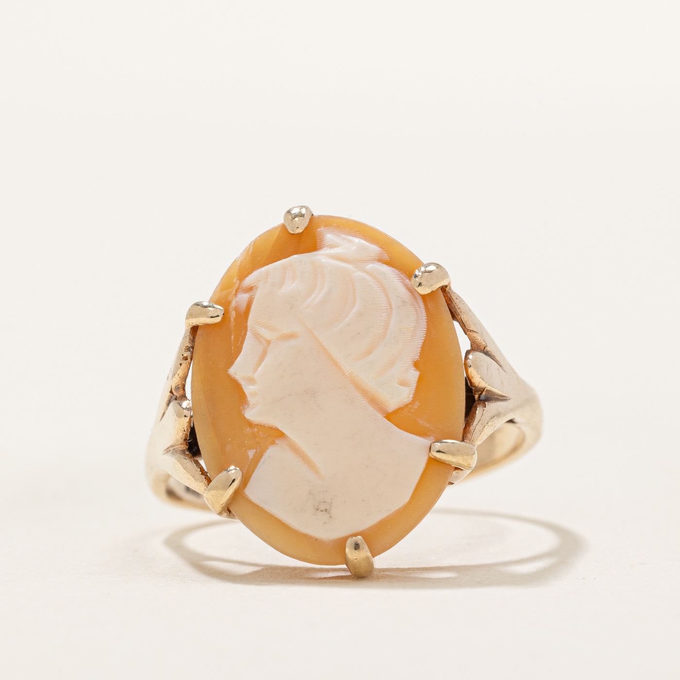 1968 Birmingham Shell Cameo Ring | 2.15ct | SZ 6.25 |