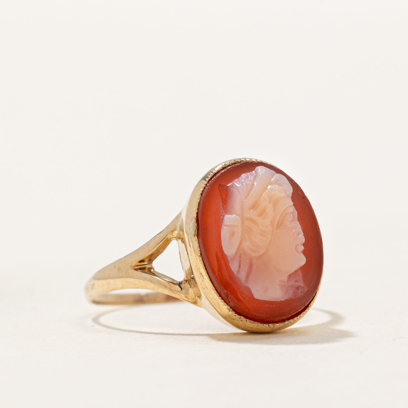 Cameo Shell Ring | 2.00ct | SZ 3.25 |