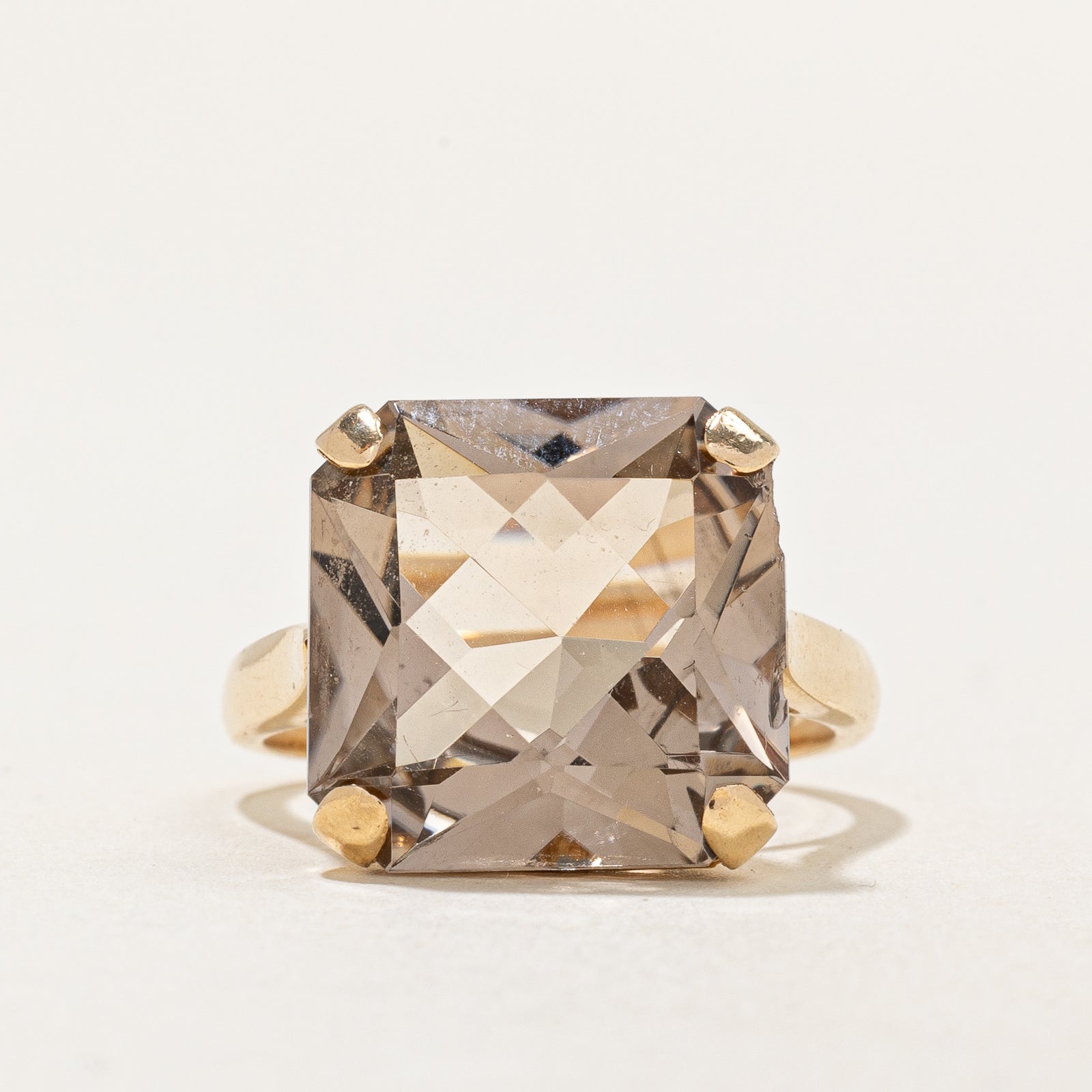 Quartz Cocktail Ring | 10.00ct | SZ 6.75 |