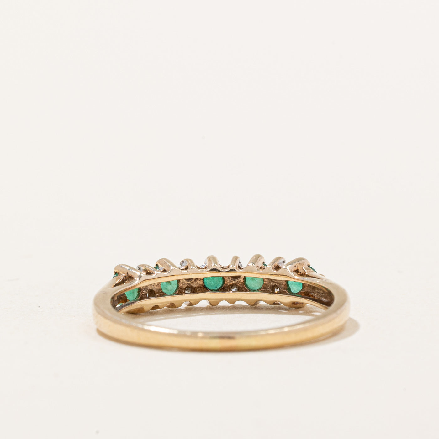 Emerald & Diamond Ring | 0.30ctw, 0.04ctw | SZ 5.75 |