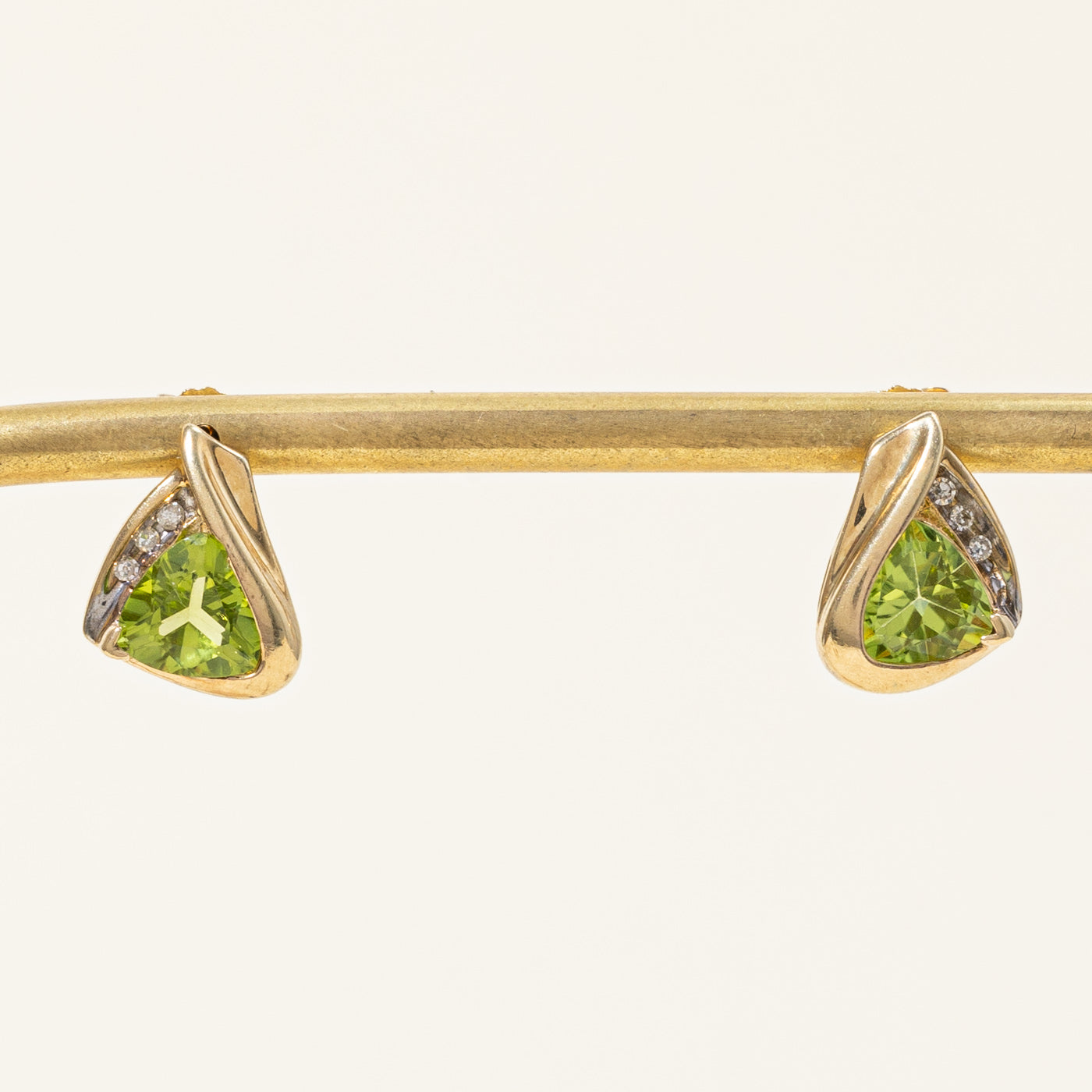 Peridot & Diamond Earrings | 2.00ctw, 0.04ctw |