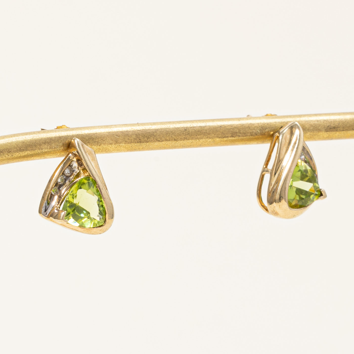 Peridot & Diamond Earrings | 2.00ctw, 0.04ctw |