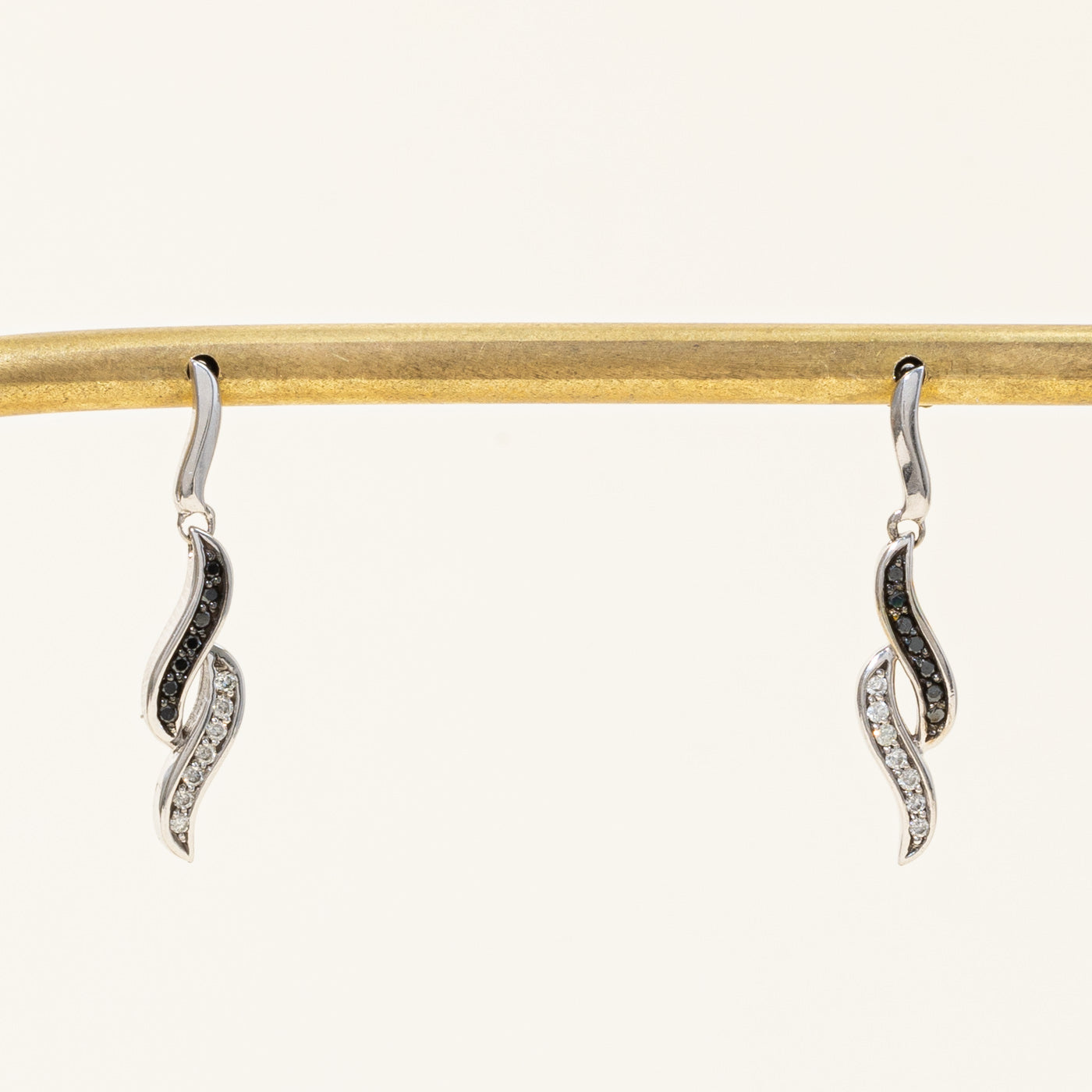 Black & White Diamond Earrings | 0.07ctw, 0.07ctw |