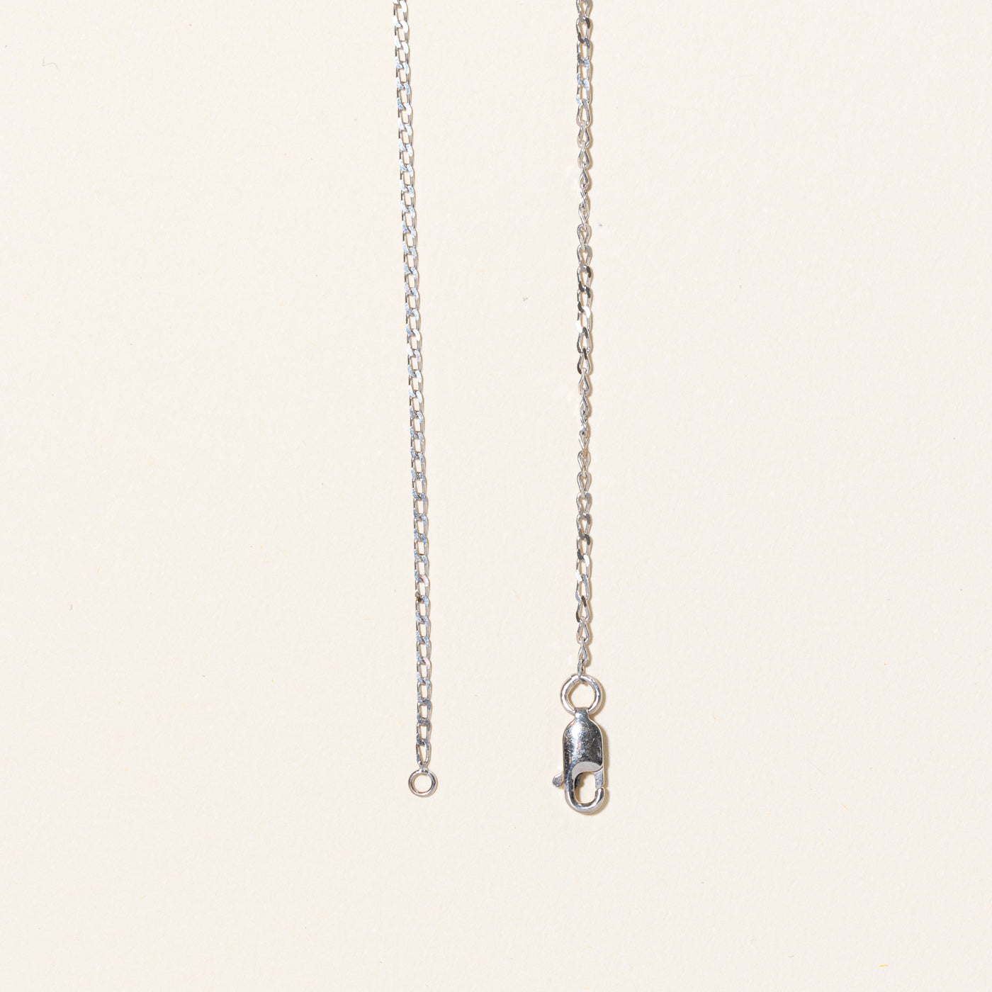 Collier en or blanc 14 carats serti de rubis traités au flux | 14,00 ct | 45,7 cm | 