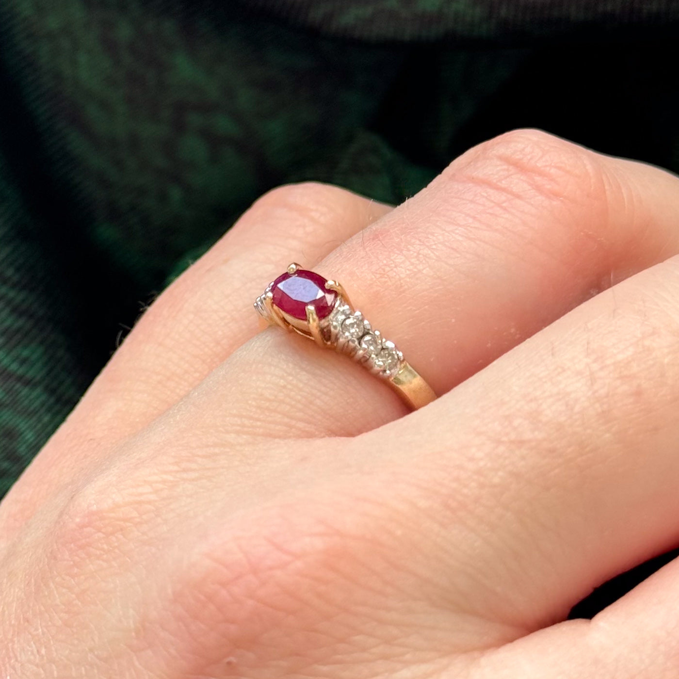 Ruby & Diamond Cocktail Ring | 0.28ct, 0.06ctw | SZ 5.5 |