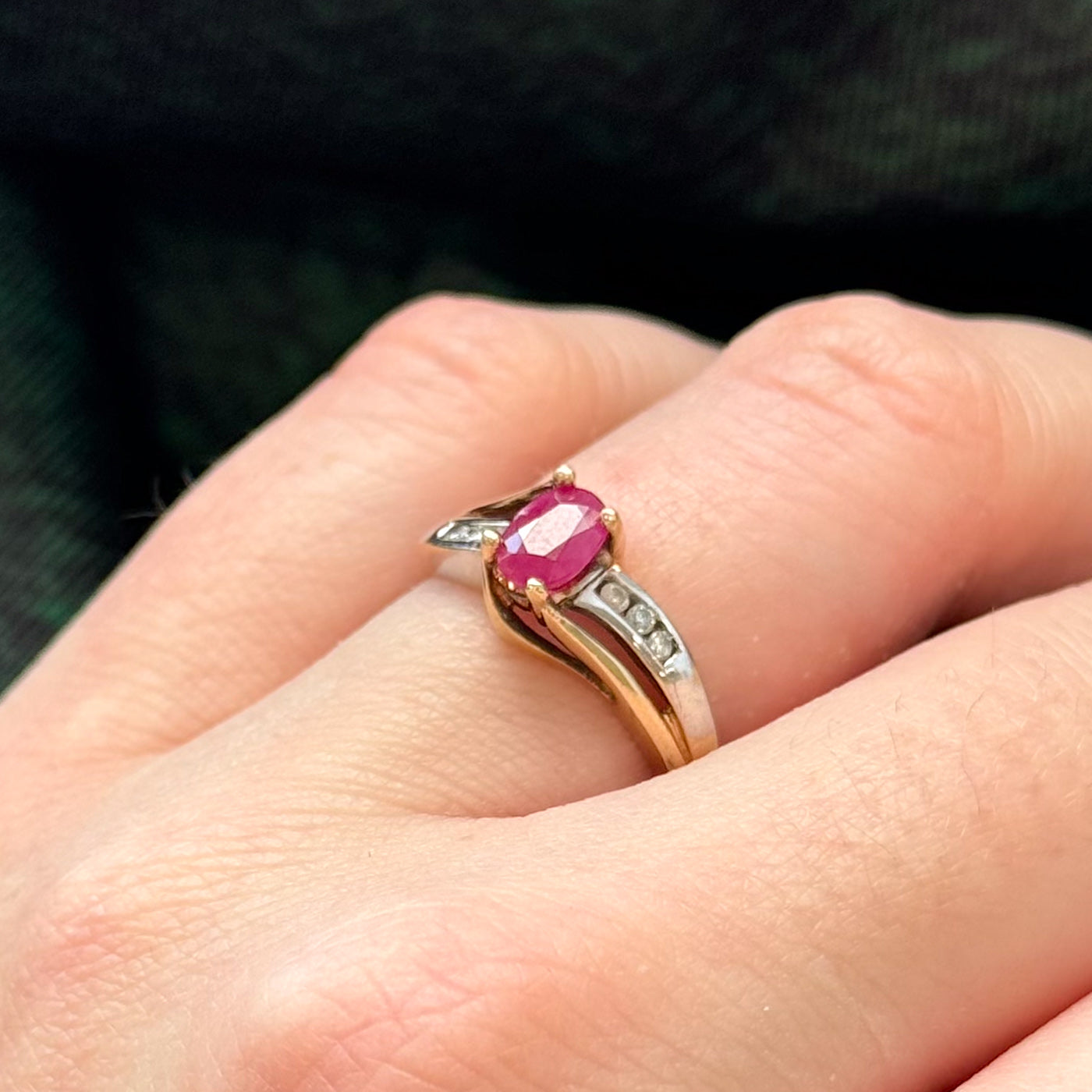Ruby & Diamond Waterfall Ring | 0.40ct, 0.03ctw | SZ 5.25 |