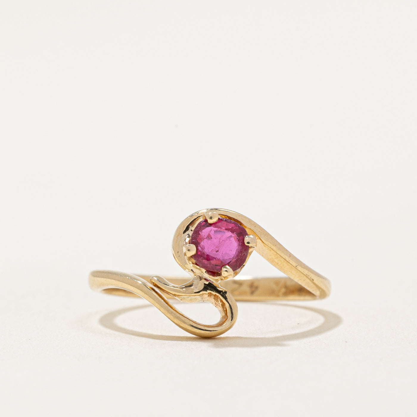 Ruby Freeform Ring | 0.20ct | SZ 4.25 |