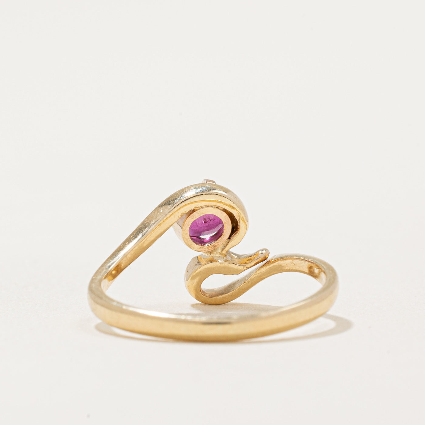 Ruby Freeform Ring | 0.20ct | SZ 4.25 |