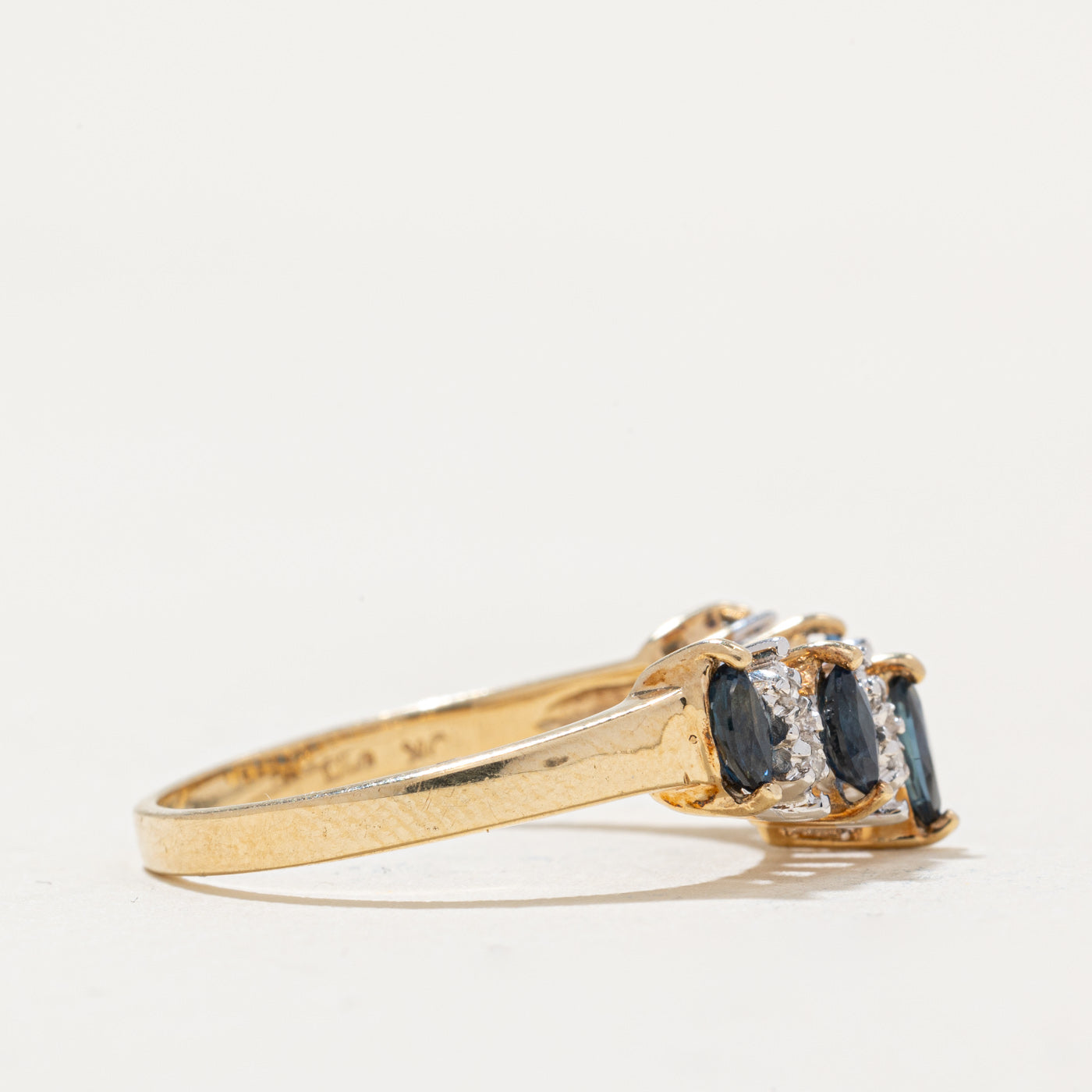 Sapphire & Diamond Chevron Ring | 1.00ctw, 0.03ctw | SZ 6.75 |