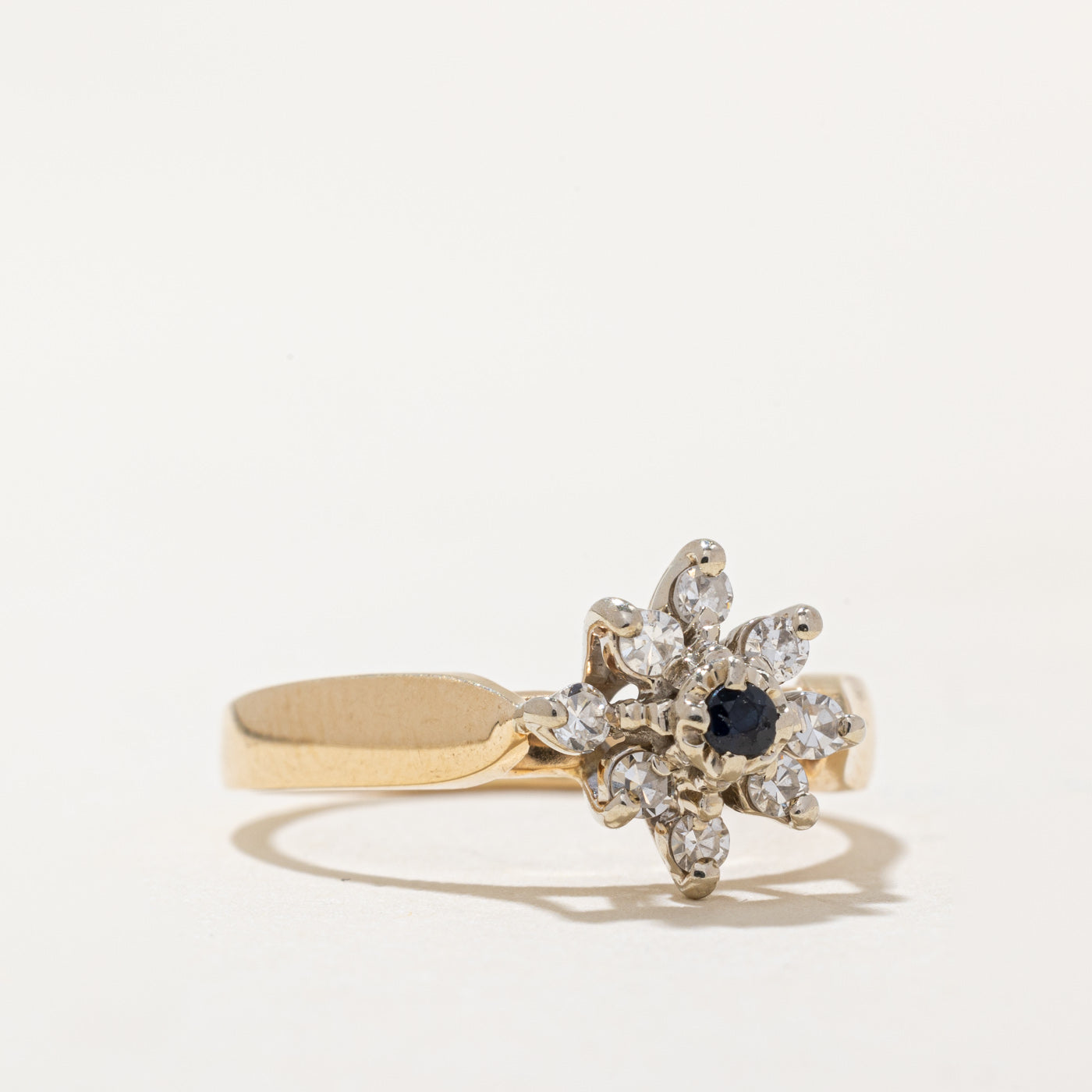 Diamond & Sapphire Cocktail Ring | 0.14ctw, 0.02ct | SZ 5.25 |