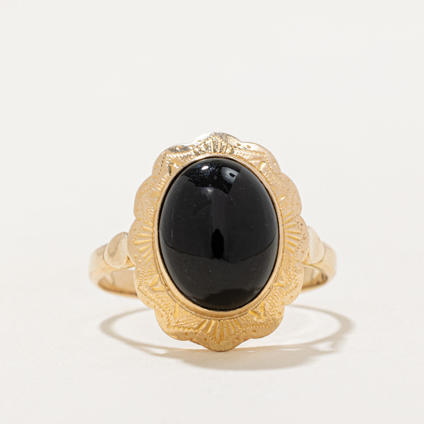 Onyx Oval Ring | 4.00ct | SZ 8.25 |