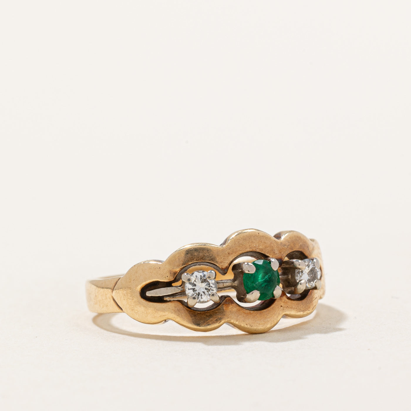 Emerald & Diamond Ring | 0.17ct, 0.14ctw | SZ 5.75 |