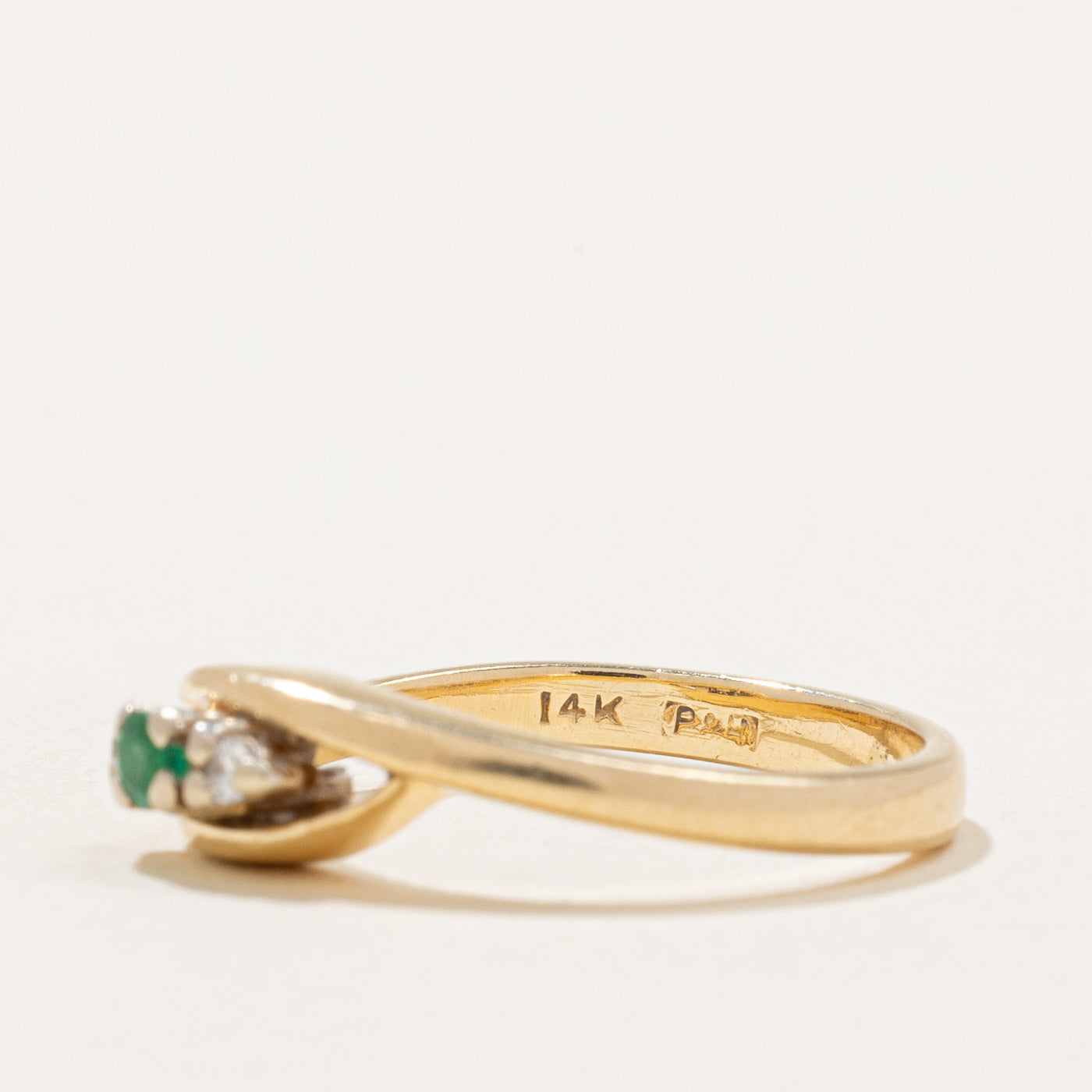 Emerald & Diamond Ring | 0.03ct, 0.01ctw | SZ 4.25 |