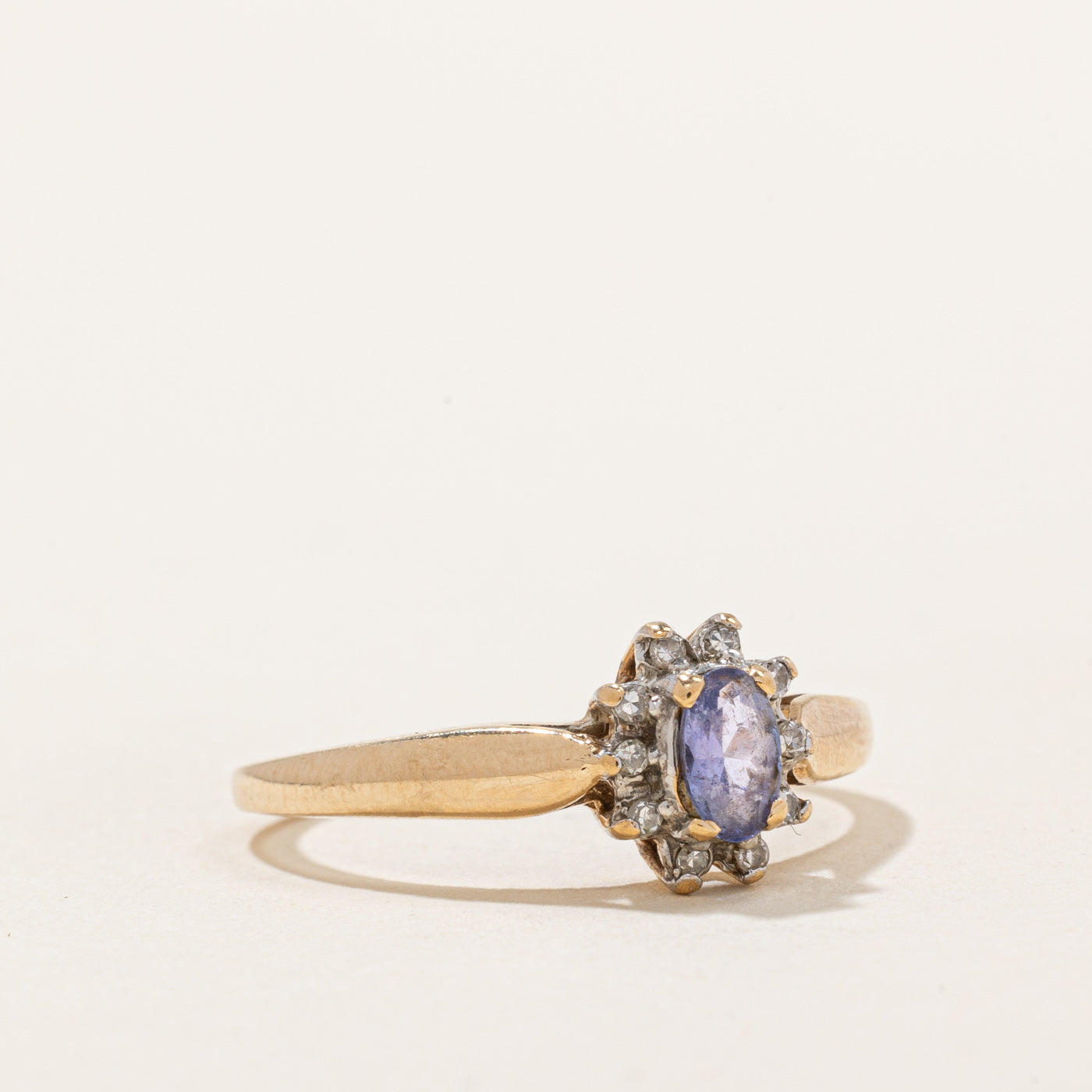 Tanzanite & Diamond Halo Ring | 0.20ct, 0.03ctw | SZ 6.75 |