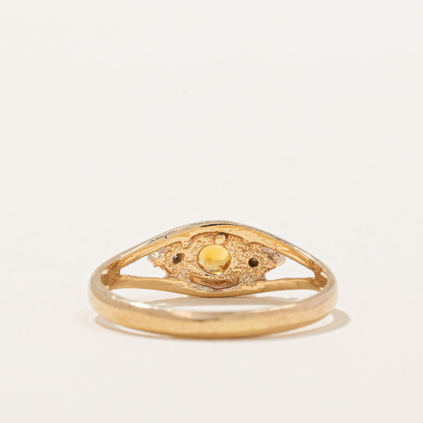 Citrine & Diamond Ring | 0.10ct, 0.01ctw | SZ 3.5 |