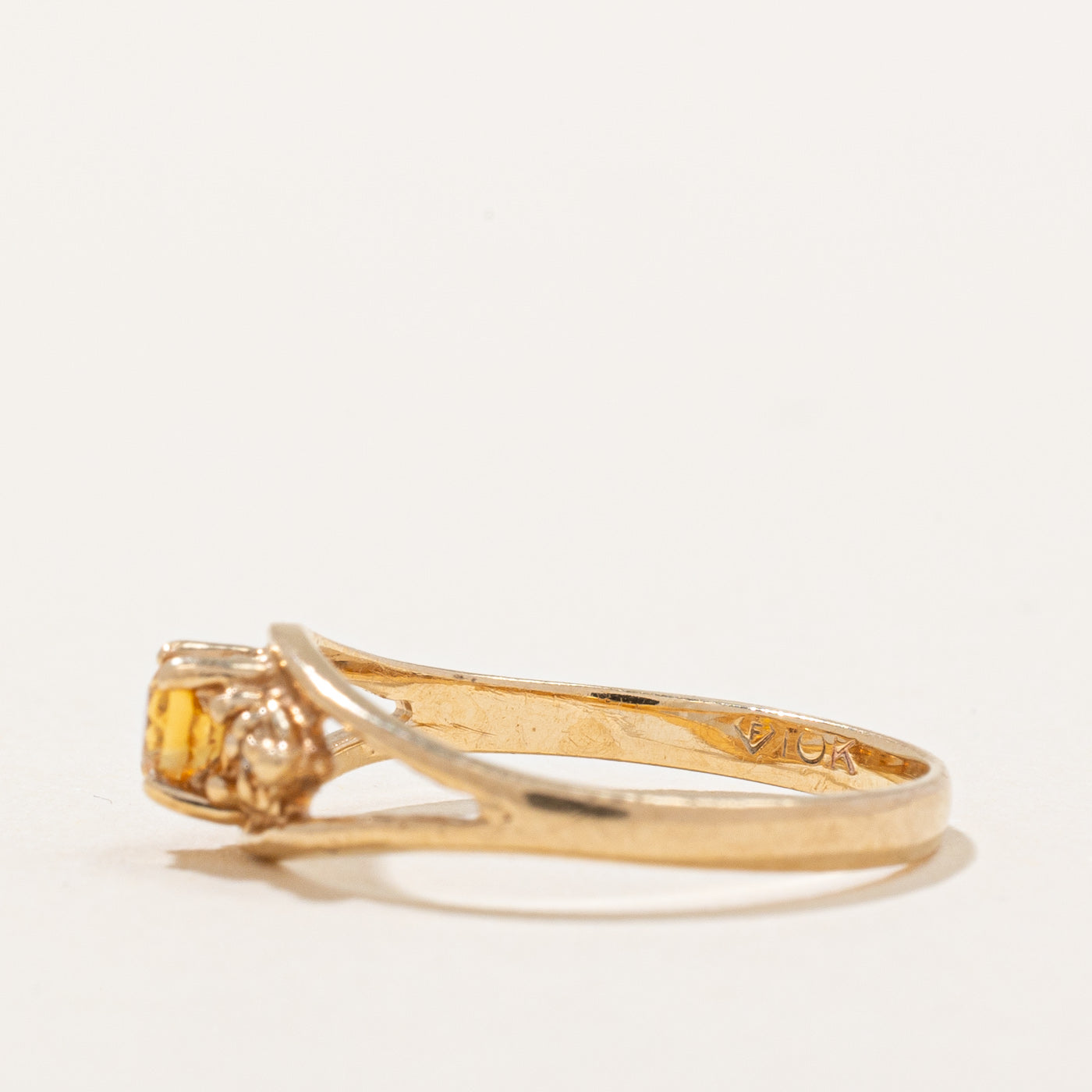 Citrine & Diamond Ring | 0.10ct, 0.01ctw | SZ 3.5 |