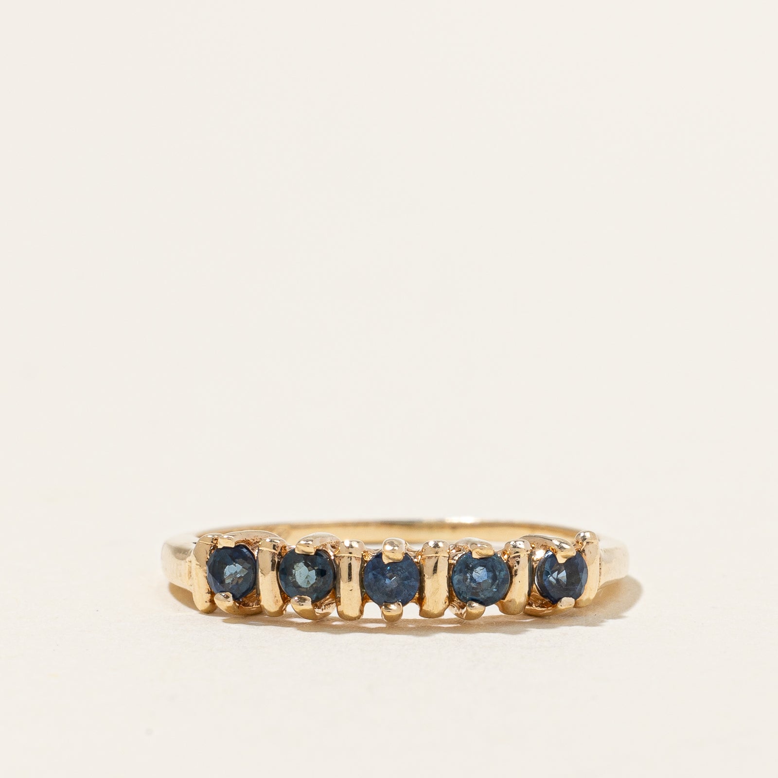 Bague cinq saphirs bleus | 0,25 ct | Taille 6 | 