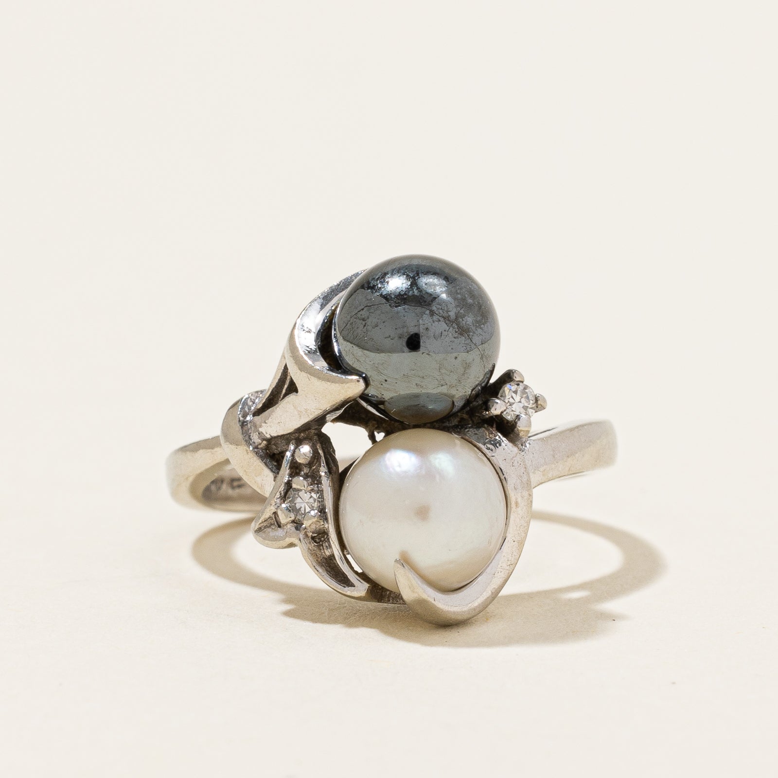 Hematite, Pearl & Diamond Ring | 3.00ct, 1.40ct, 0.02ctw | SZ 2.75 |