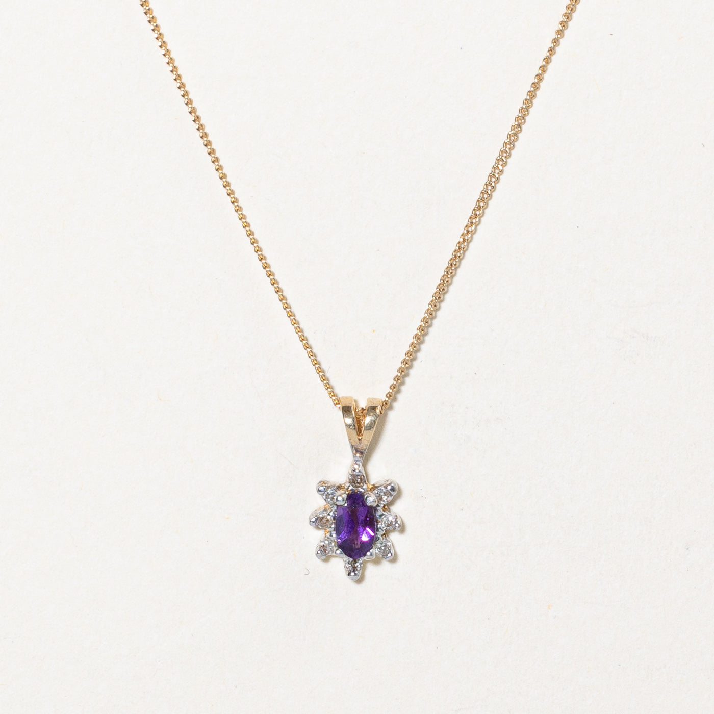 Collier pendentif améthyste et diamants | 0,17 ct, 0,04 ct au total | 40,6 cm |