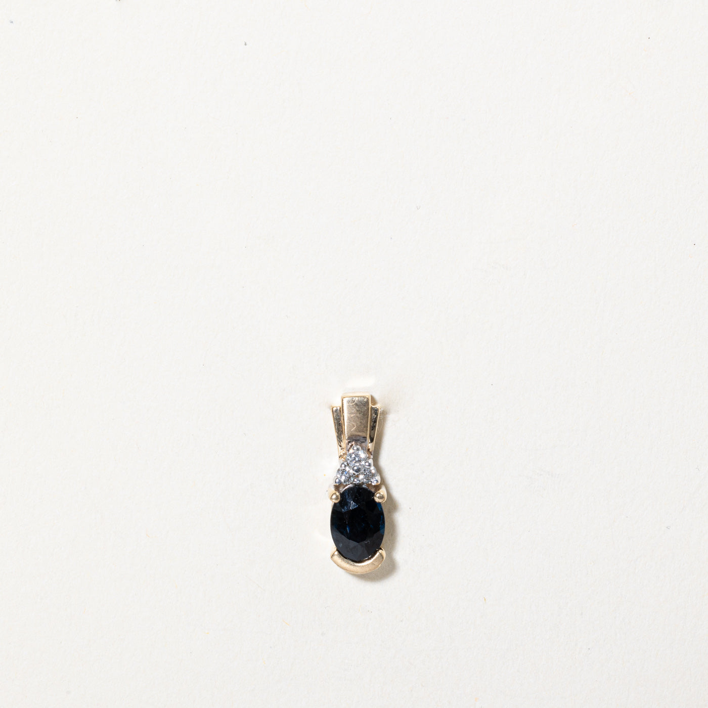 Sapphire & Diamond Pendant | 1.00ct, 0.06ctw |