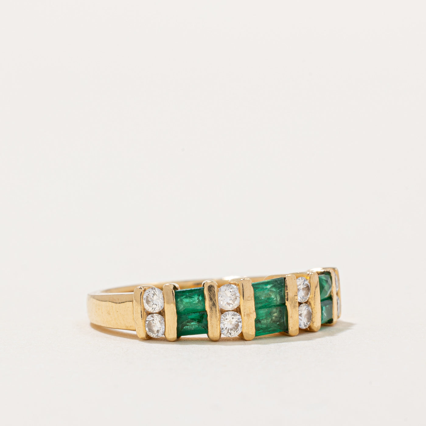 Emerald & Diamond Ring | 0.32ctw, 0.25ctw | SZ 6.75 |