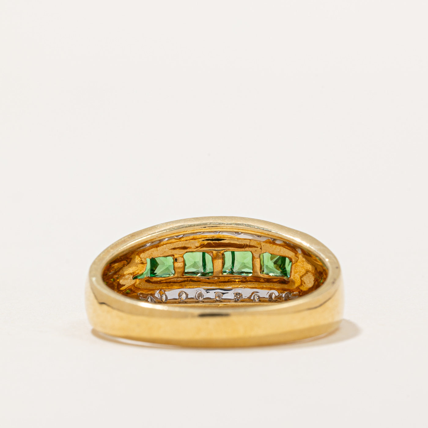 Green Garnet & Diamond Ring | 0.80ctw, 0.09ctw | SZ 10.75 |