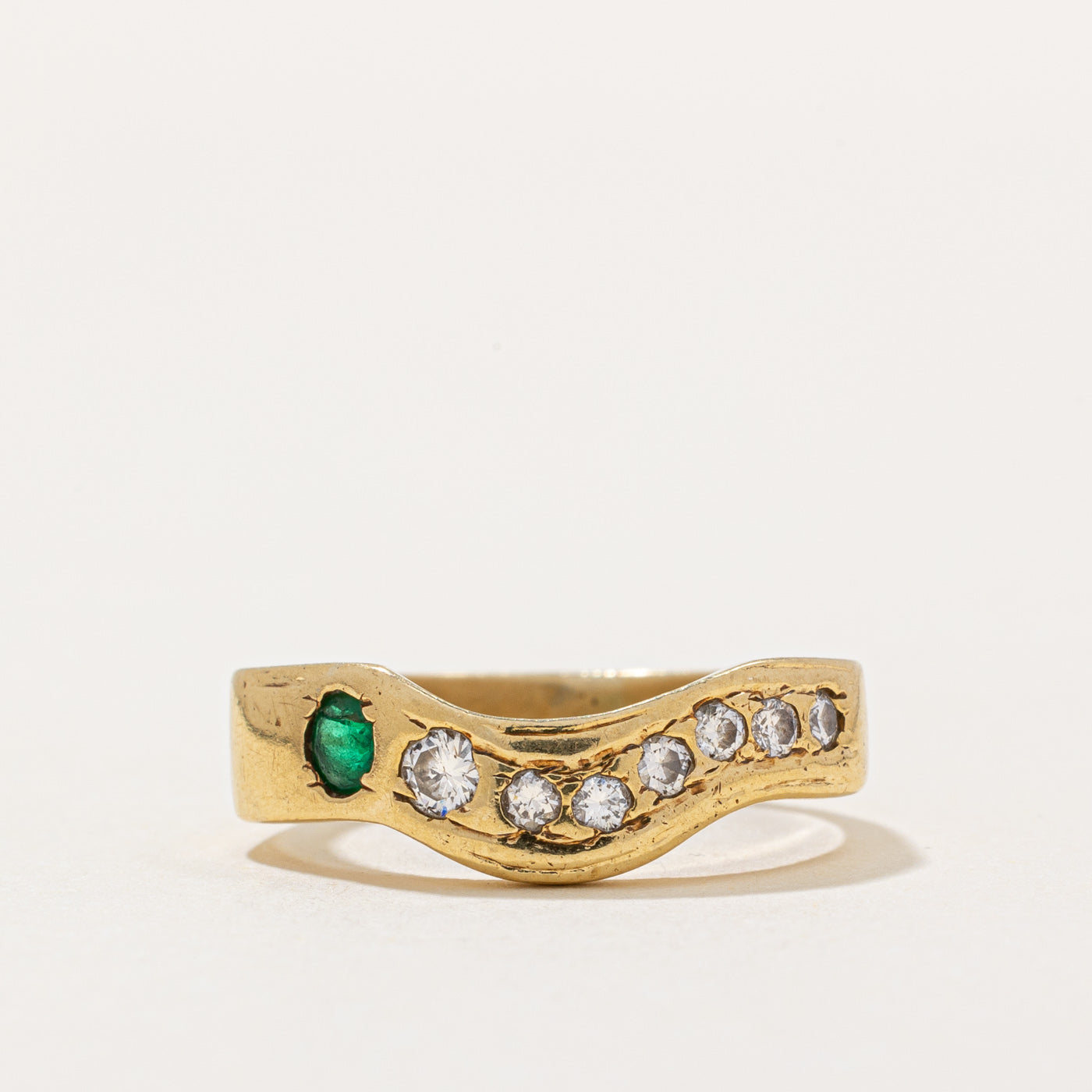 Diamond & Emerald Wave Ring | 0.16ctw, 0.07ct | SZ 6 |