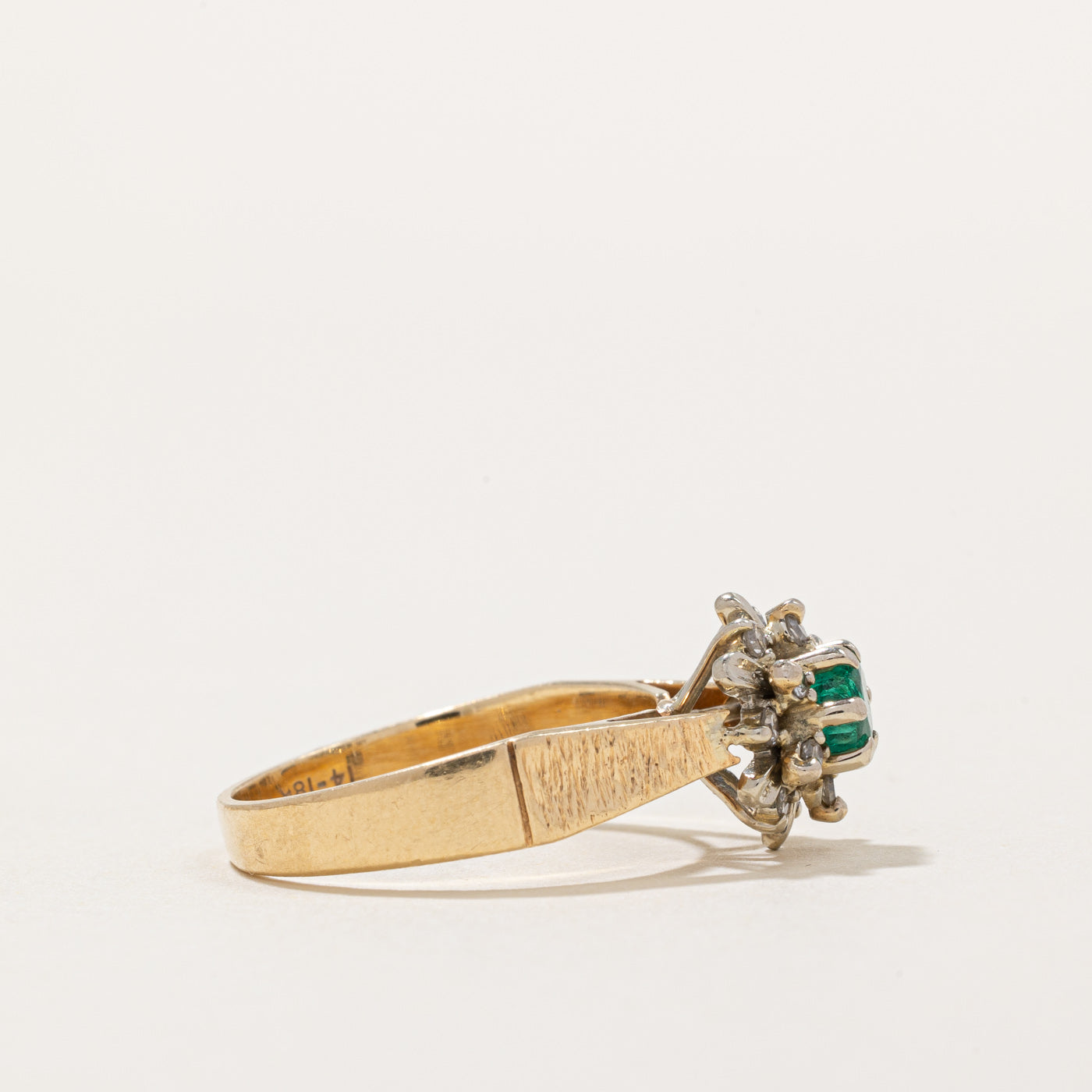 Emerald & Diamond Halo Ring | 0.20ct, 0.12ctw | SZ 6.75 |