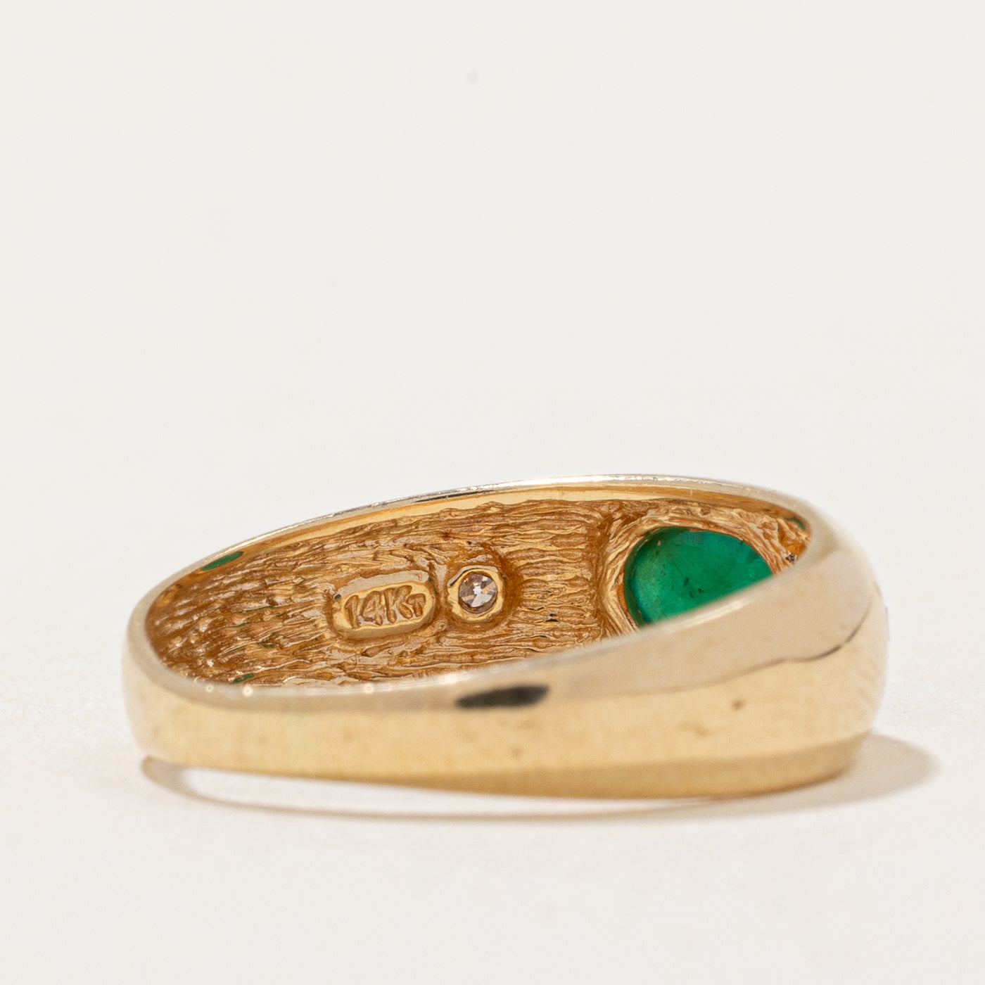 Bague émeraude et diamants | 0,39 ct, 0,01 ct au total | Taille 4,5 | 