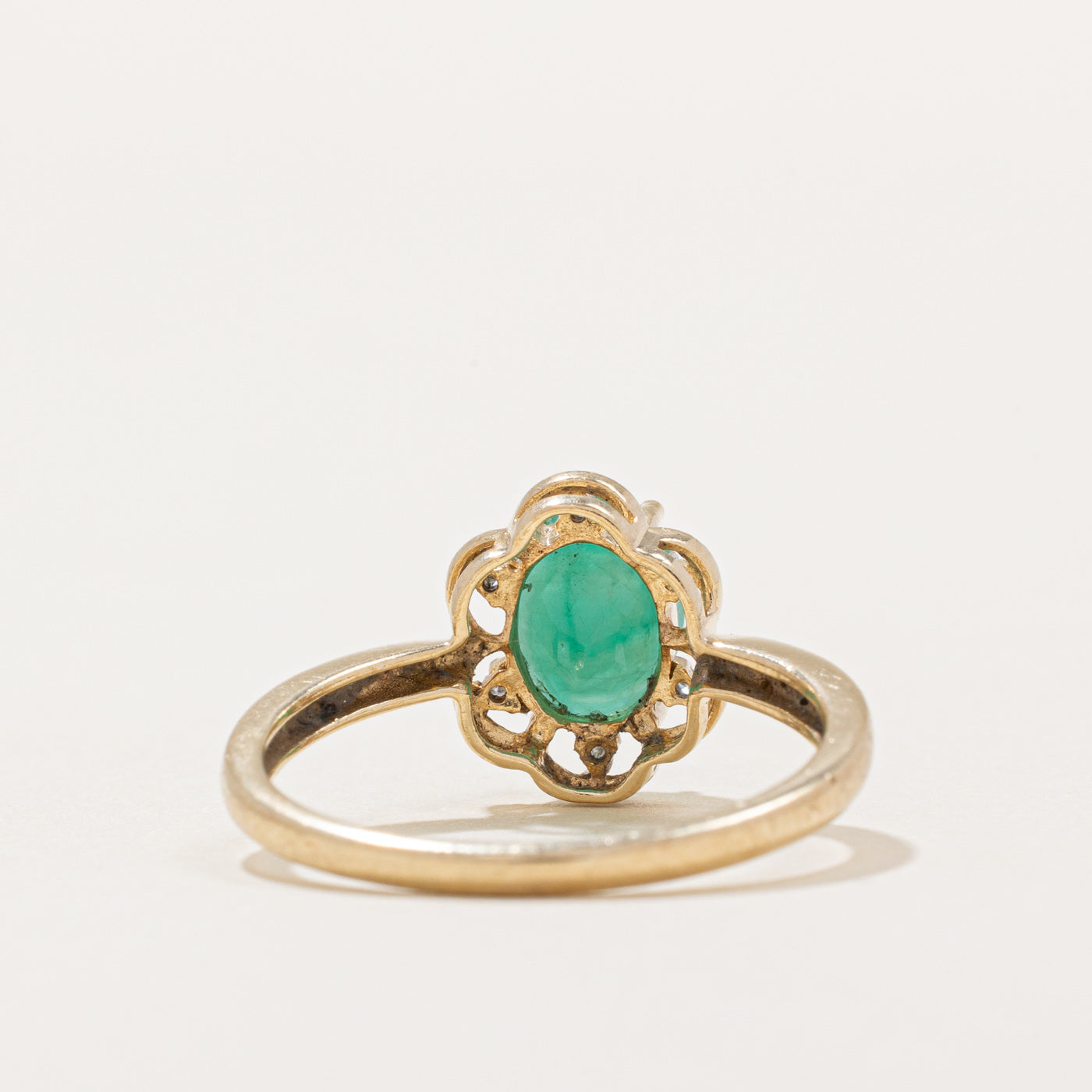 Emerald & Diamond Cocktail Ring | 1.69ct, 0.03ctw | SZ 7.75 |