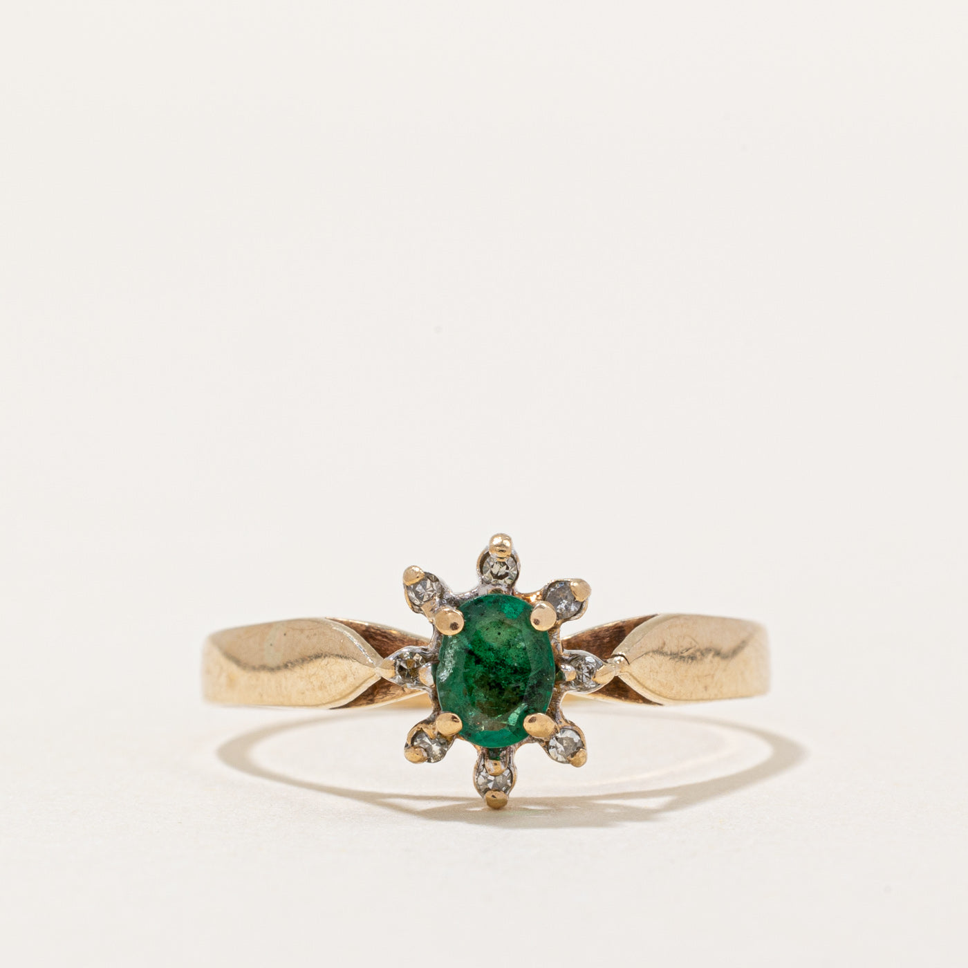 Emerald & Diamond Ring | 0.25ct, 0.03ctw | SZ 8.75 |
