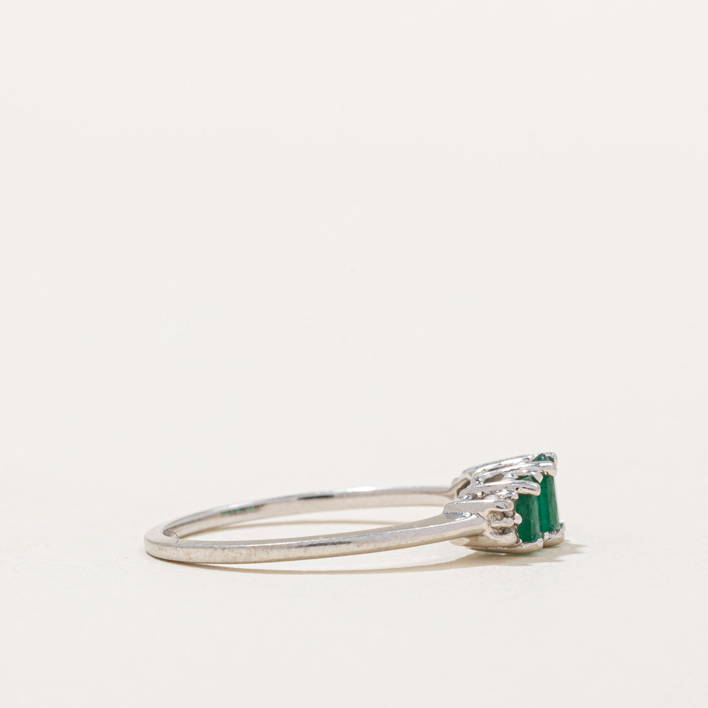 Emerald & Diamond Ring | 0.50ctw, 0.02ctw | SZ 7 |