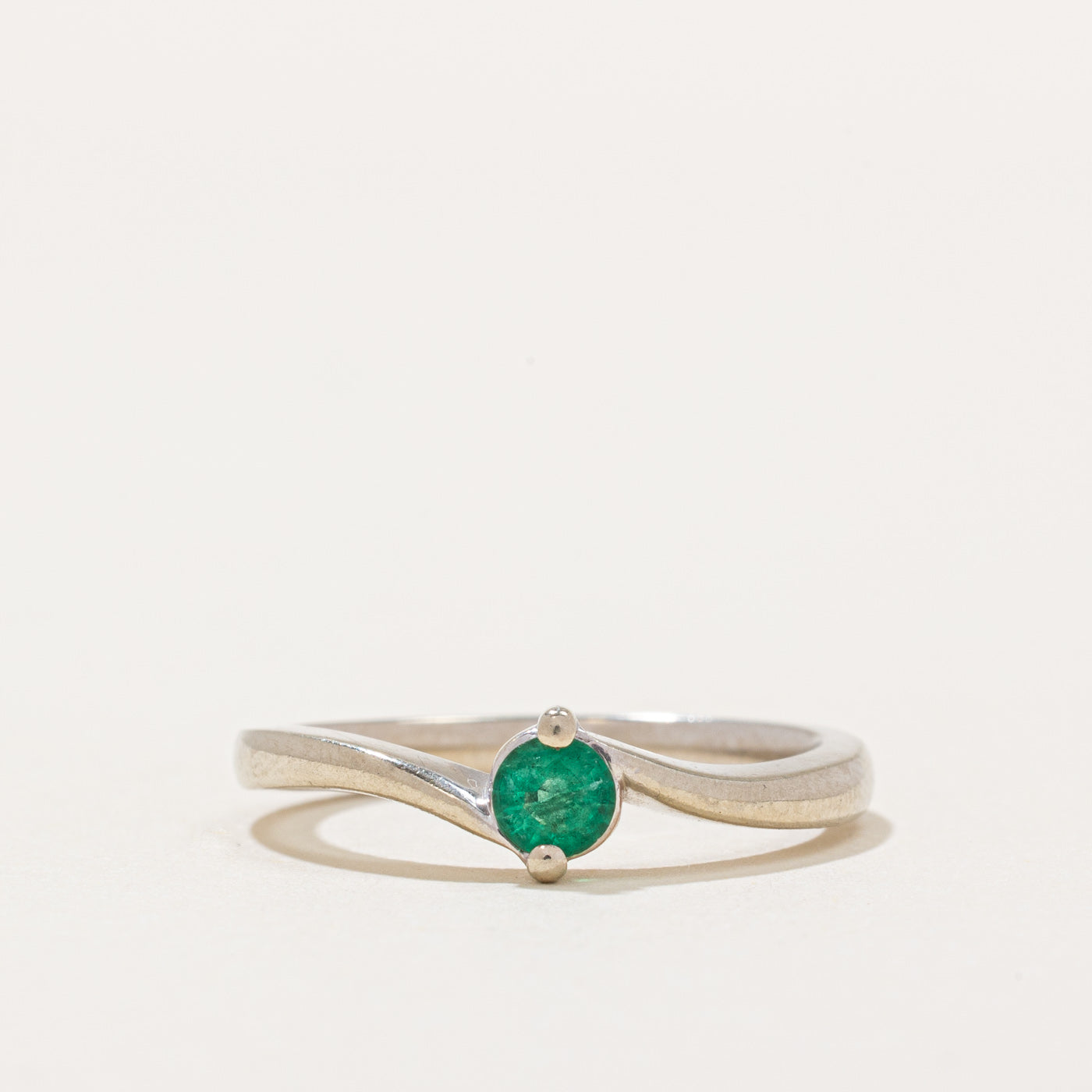 Bague émeraude | 0,12 ct | Taille 6 | 