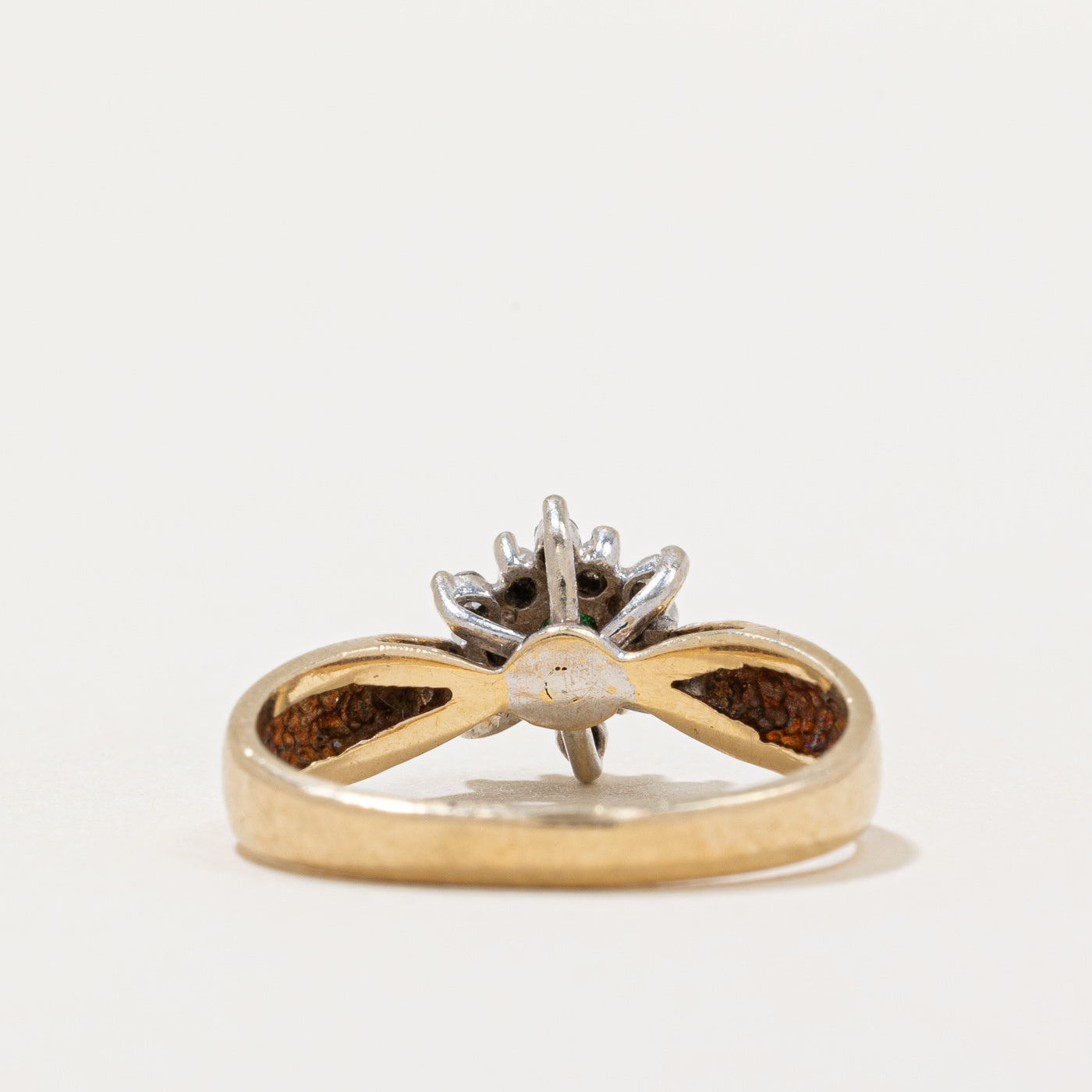 Emerald & Diamond Halo Ring | 0.05ct, 0.10ctw | SZ 6 |
