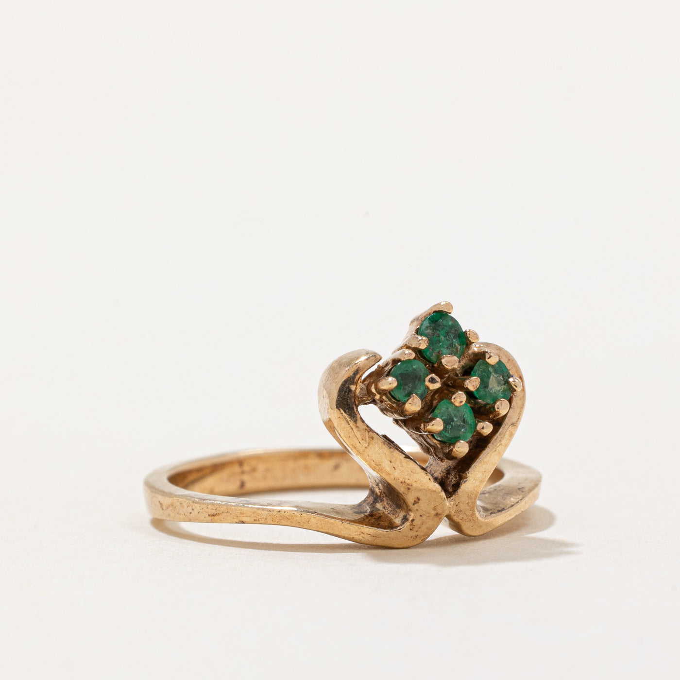 Ornate Emerald Ring | 0.08ctw | SZ 6.5 |
