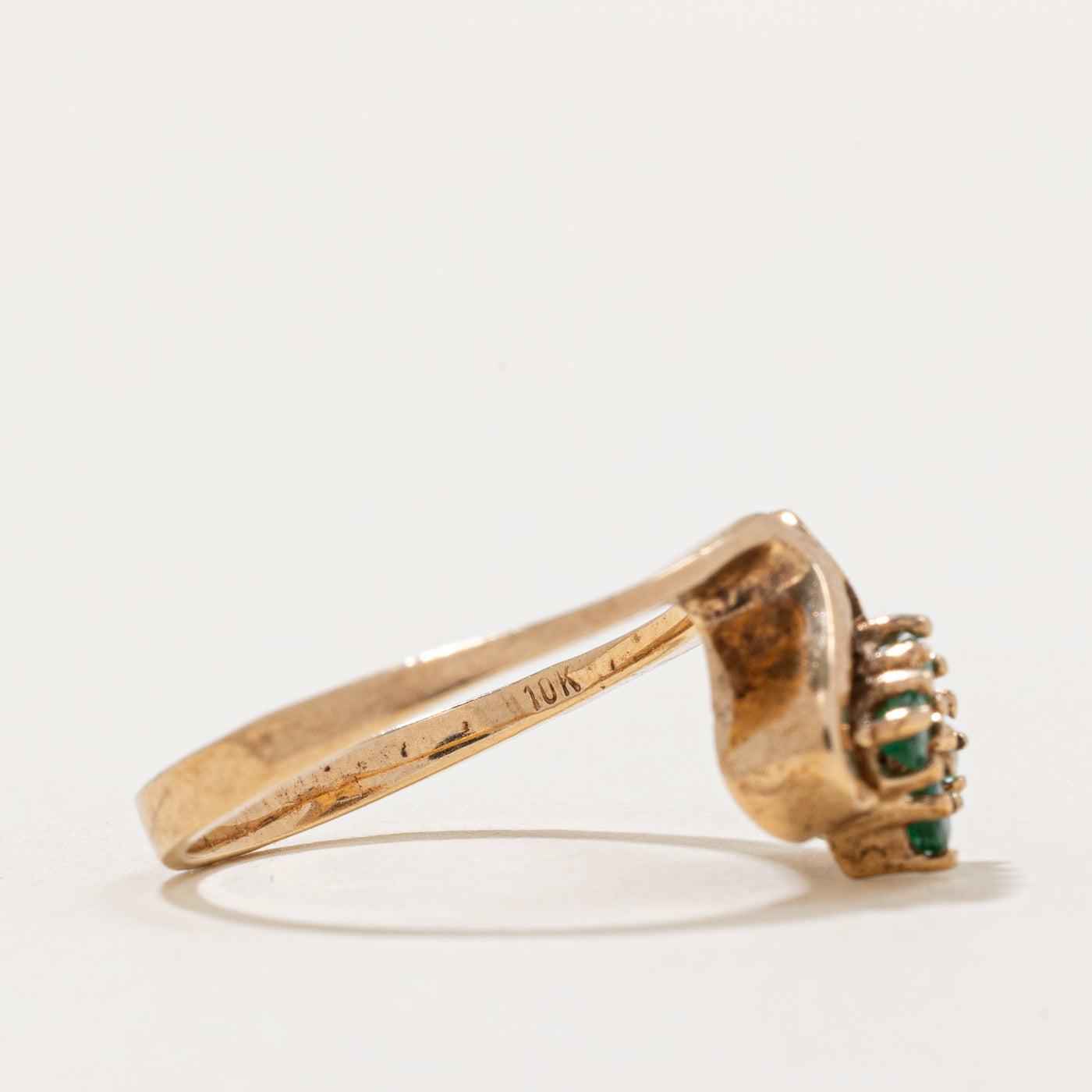 Ornate Emerald Ring | 0.08ctw | SZ 6.5 |