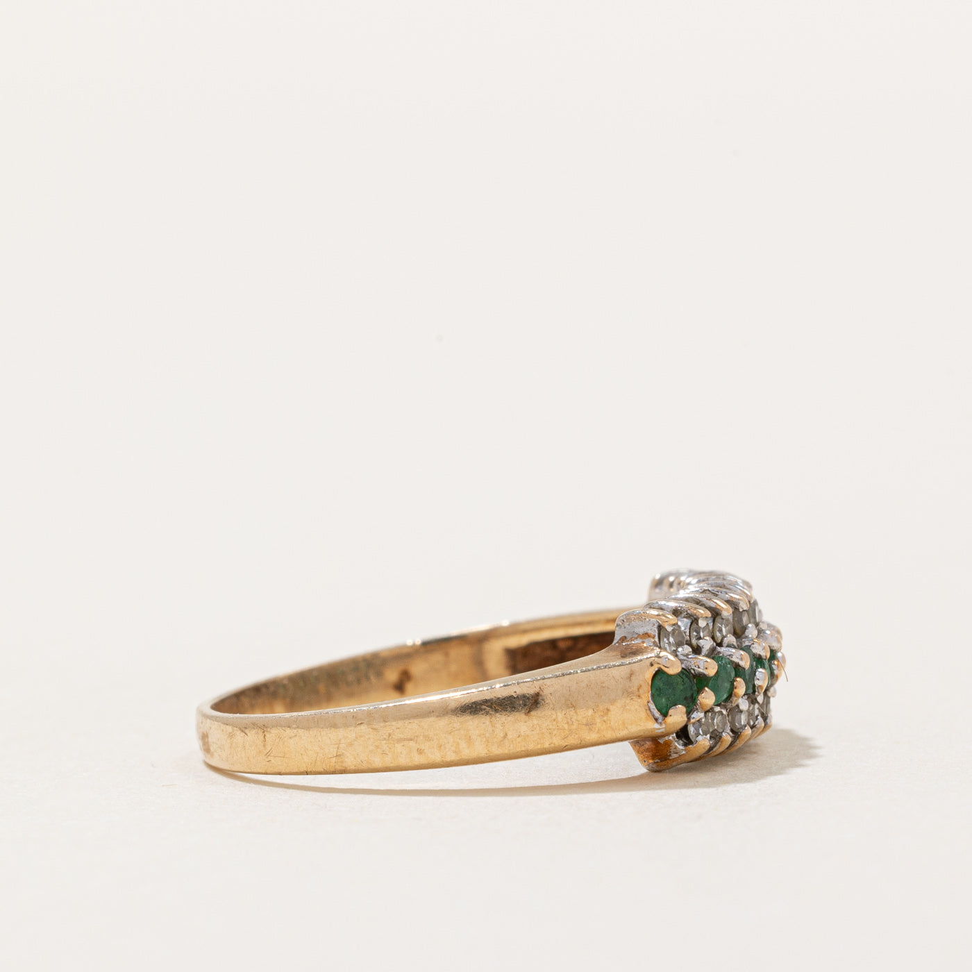 Emerald & Diamond Ring | 0.10ctw, 0.08ctw | SZ 5.75 |