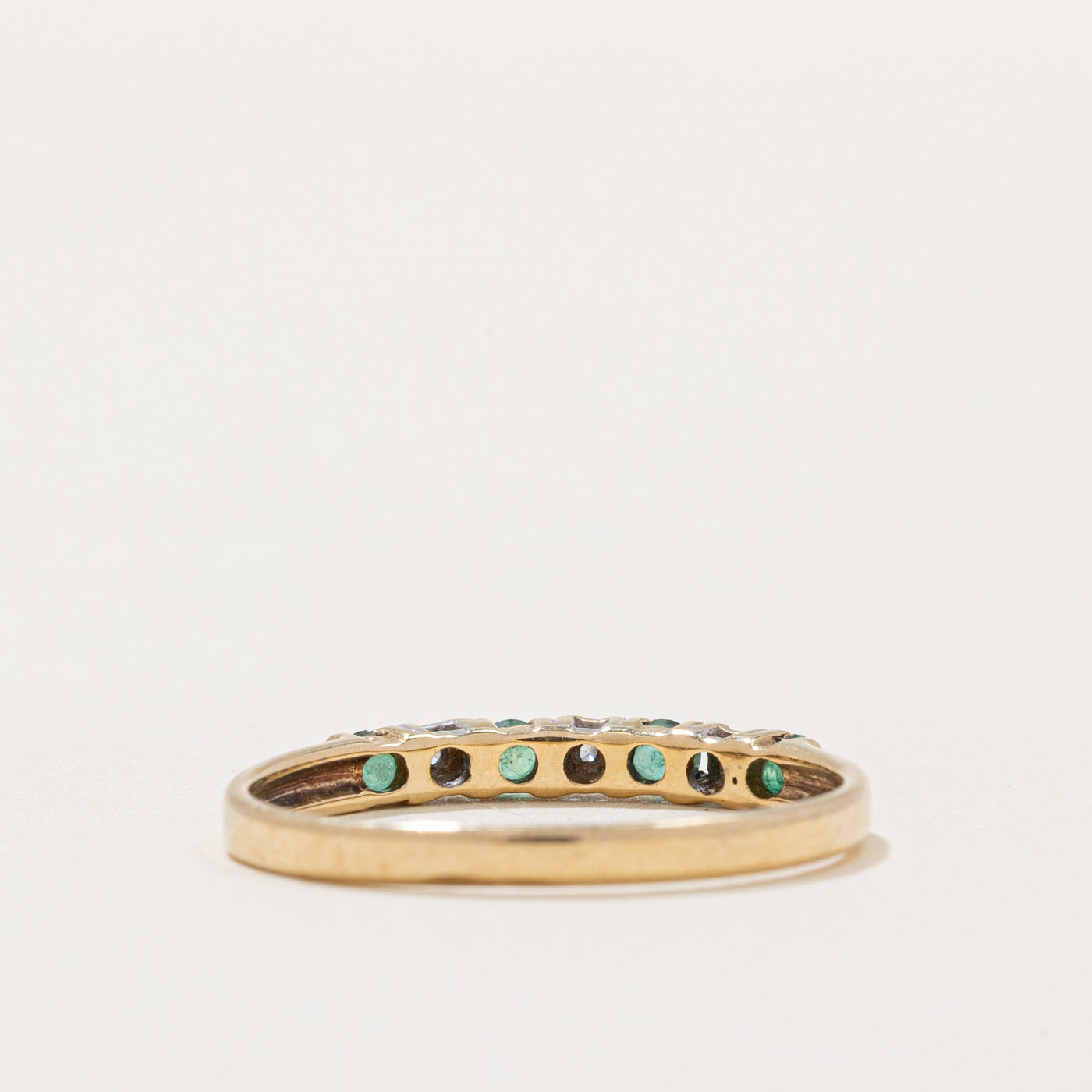 Emerald & Diamond Band | 0.06ctw, 0.01ctw | SZ 6 |