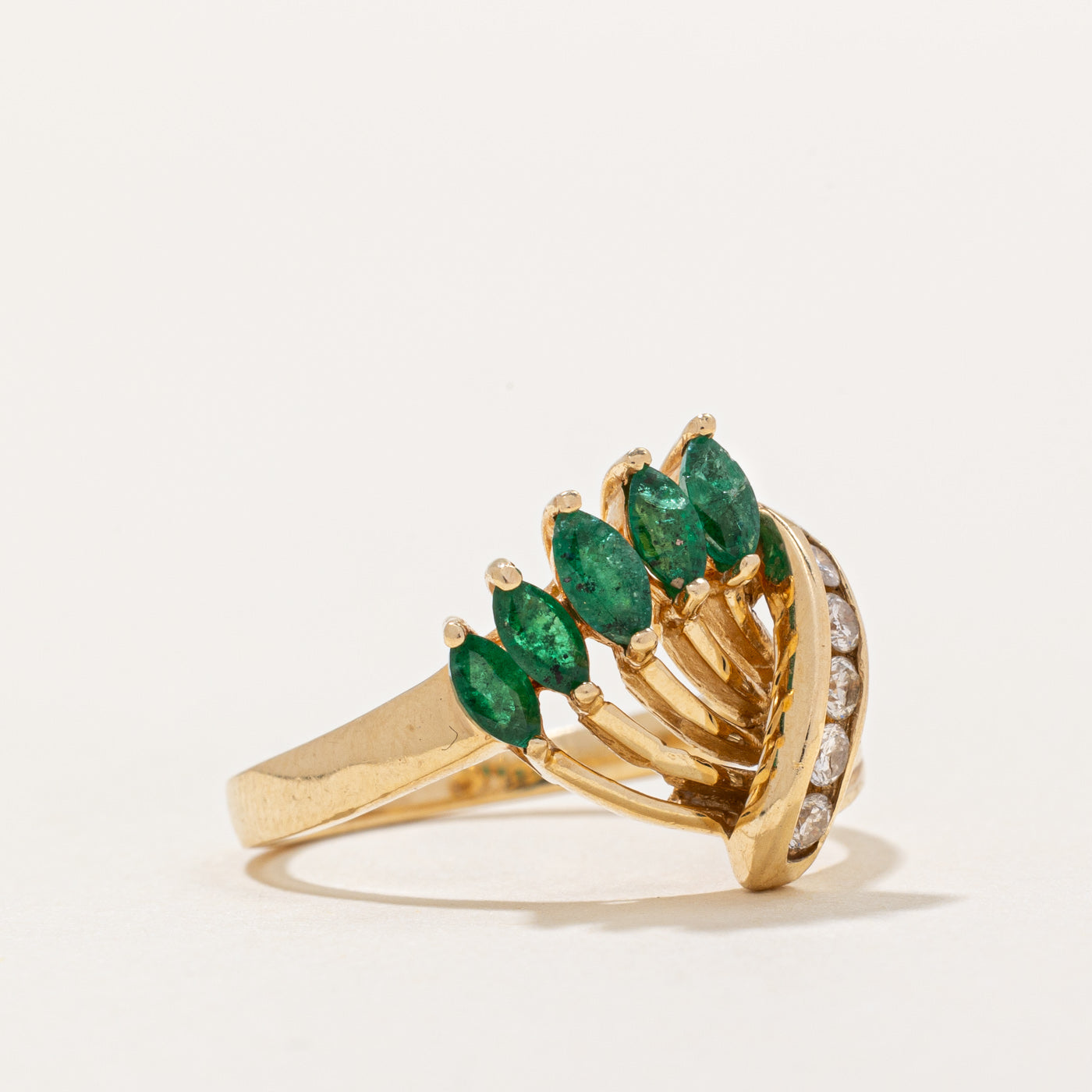 Emerald & Diamond Cocktail Ring | 0.30ctw, 0.11ctw | SZ 6.25 |